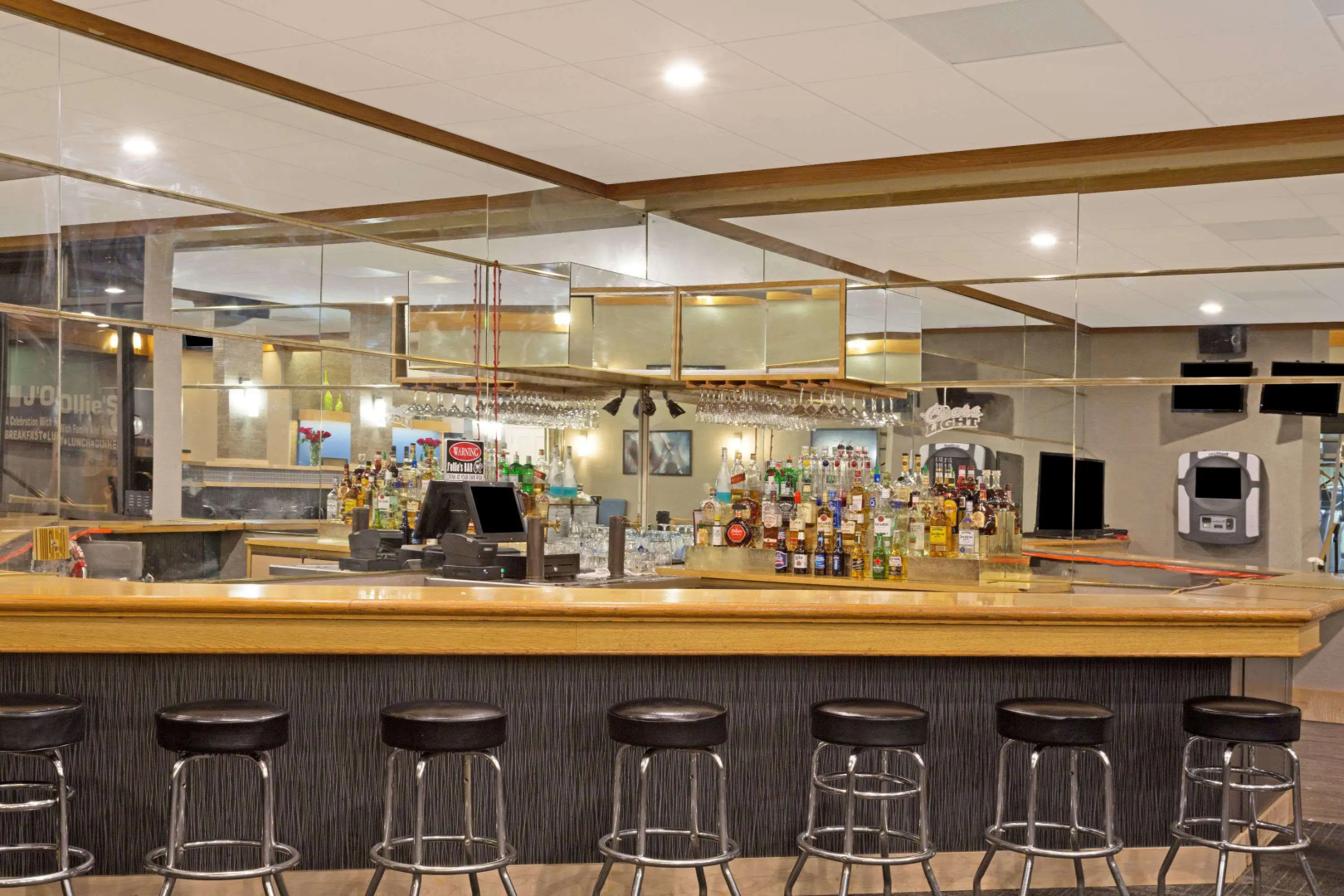 Days Inn by Wyndham Lanham Washington DC