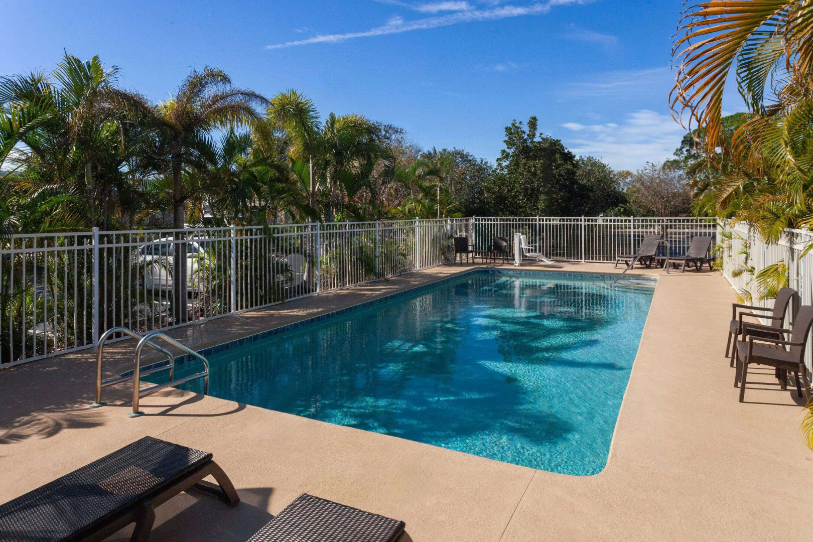 Days Inn by Wyndham Melbourne