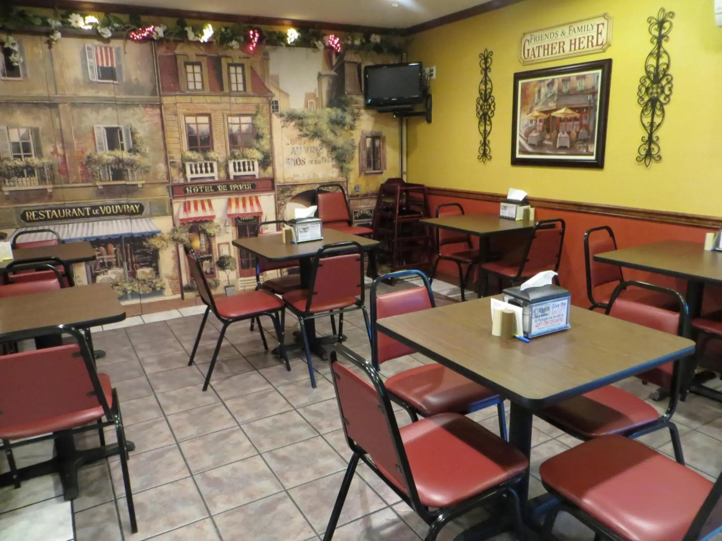 Patti's Inn & Suites