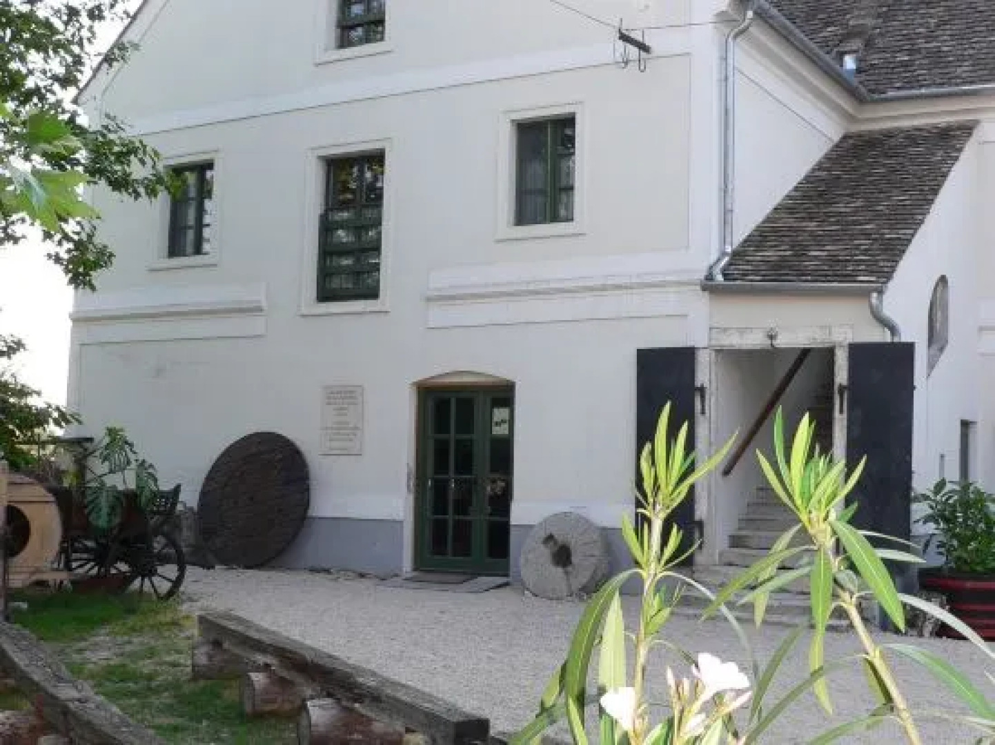 Edvy Malom Fogadó Barokk Udvarház