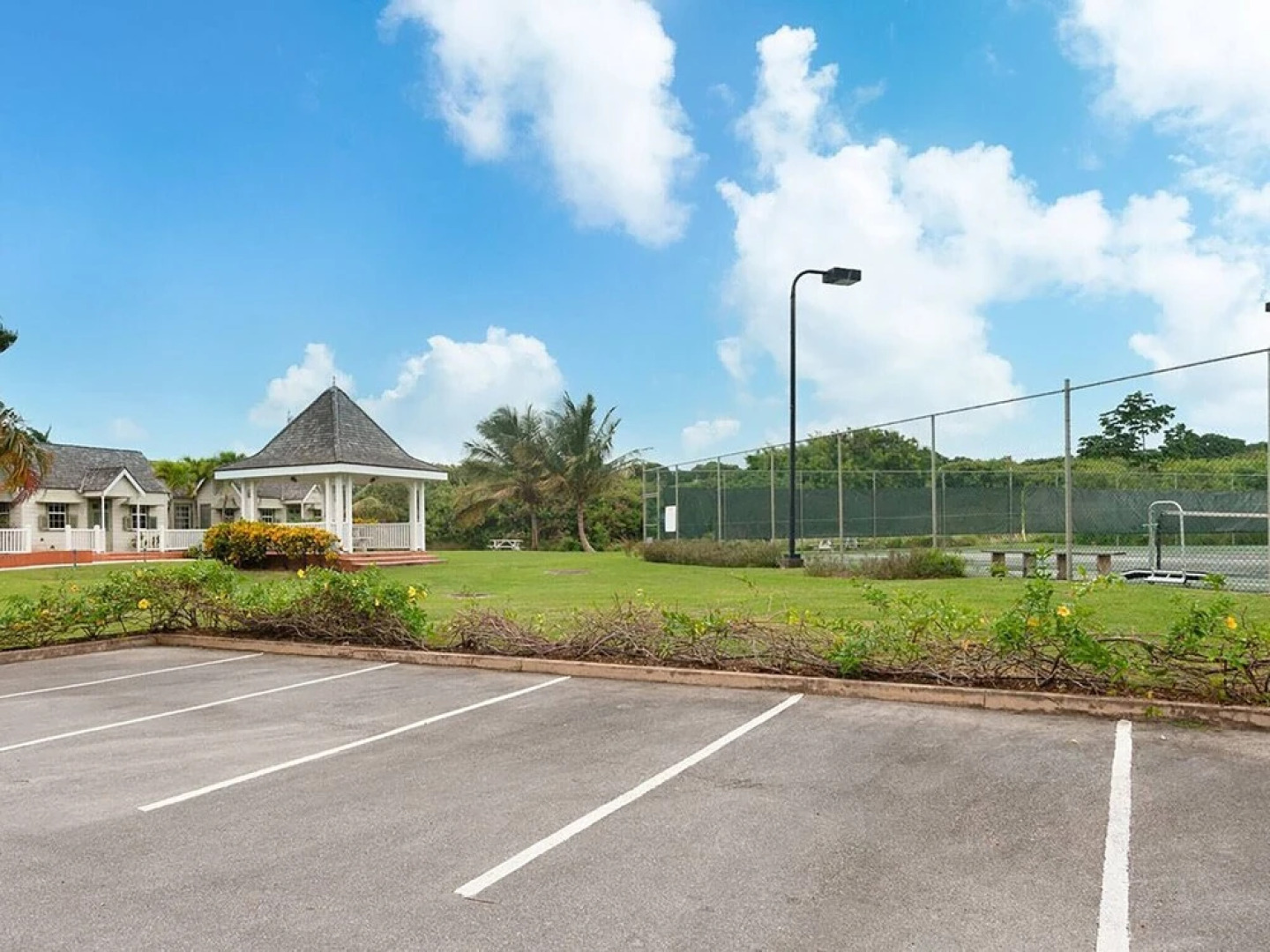 Vuemont #245 - 2bd By Zenbreak