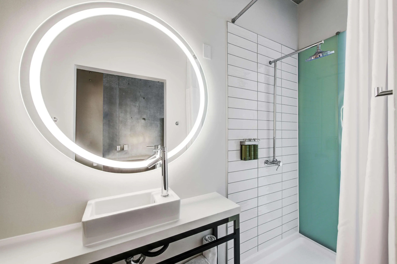 NYLO Dallas Plano Hotel, Tapestry Collection by Hilton