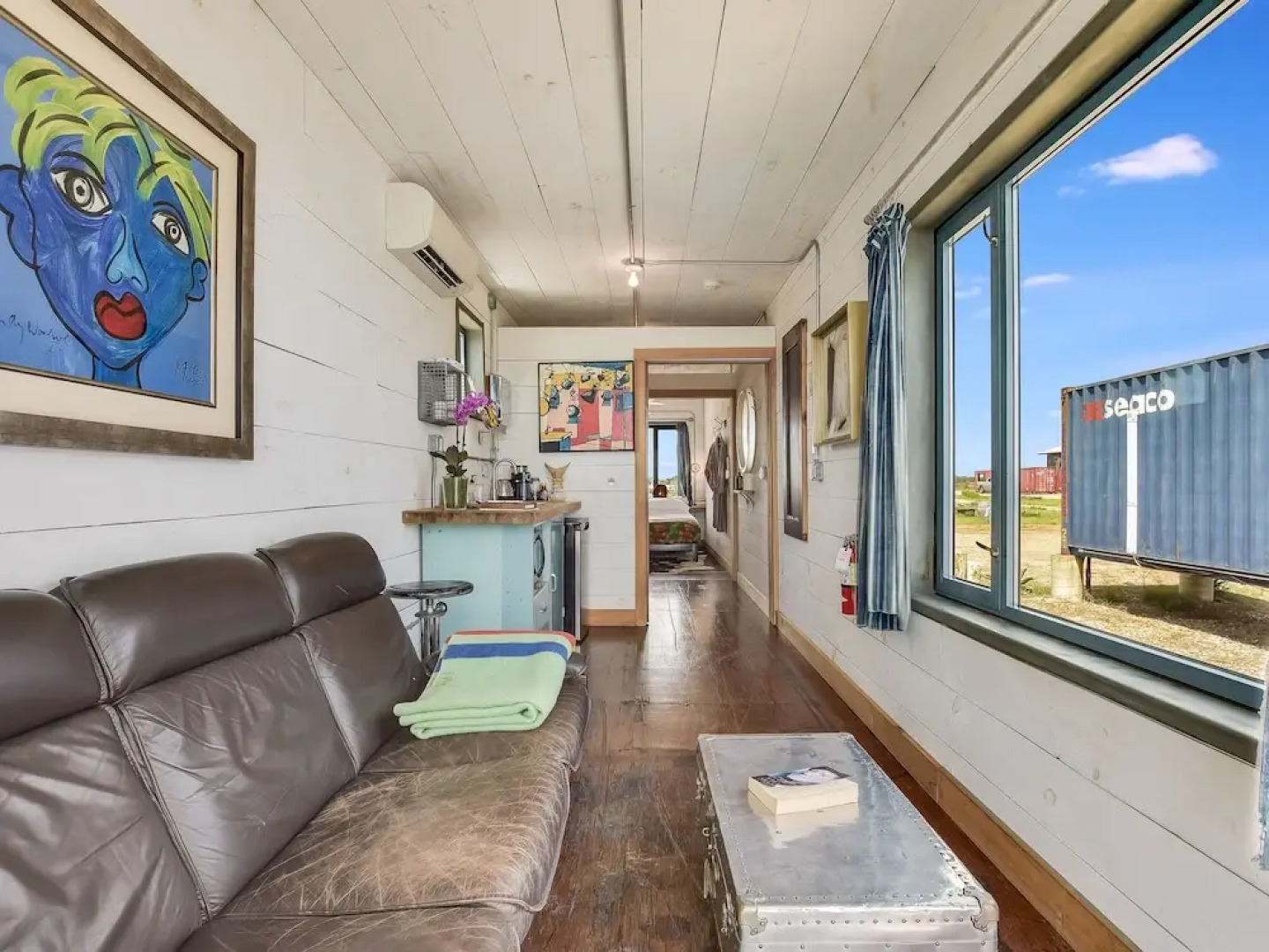 Flophouze Shipping Container Hotel