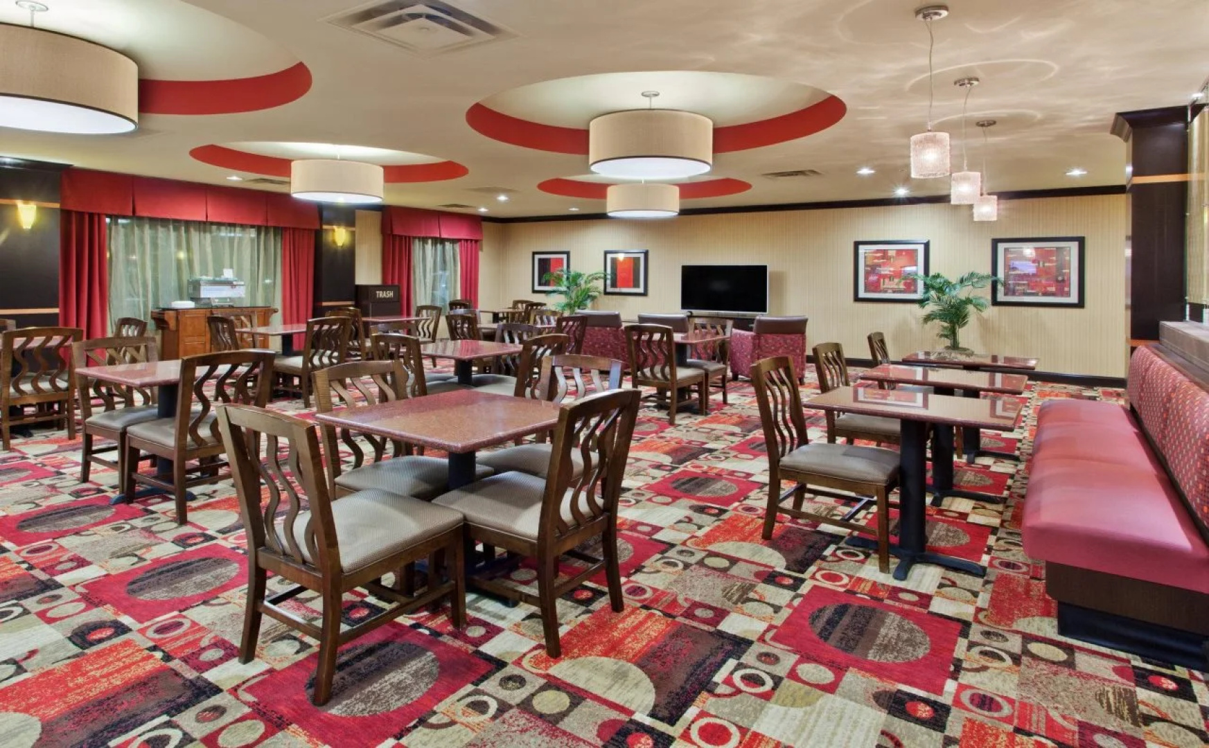 Holiday Inn Express & Suites Rome-East by IHG