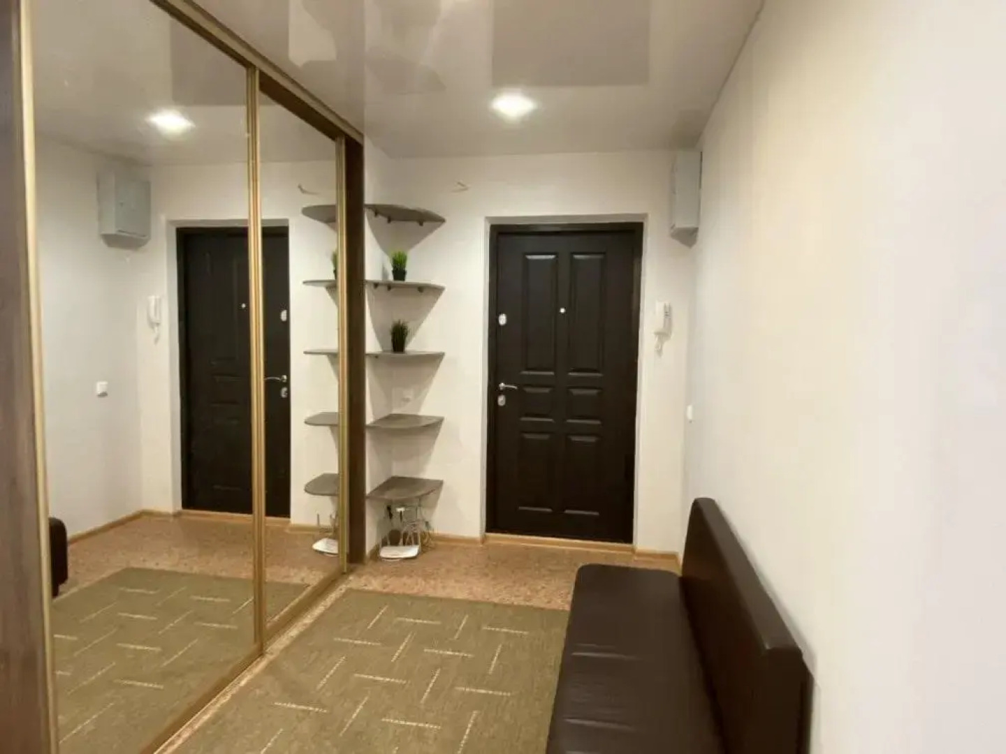 Moon72 (Мун72) на улице Созидателей