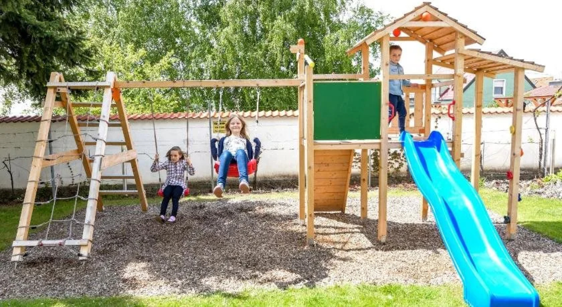 Weingut & Pension zum Seeblick Familie Sattler