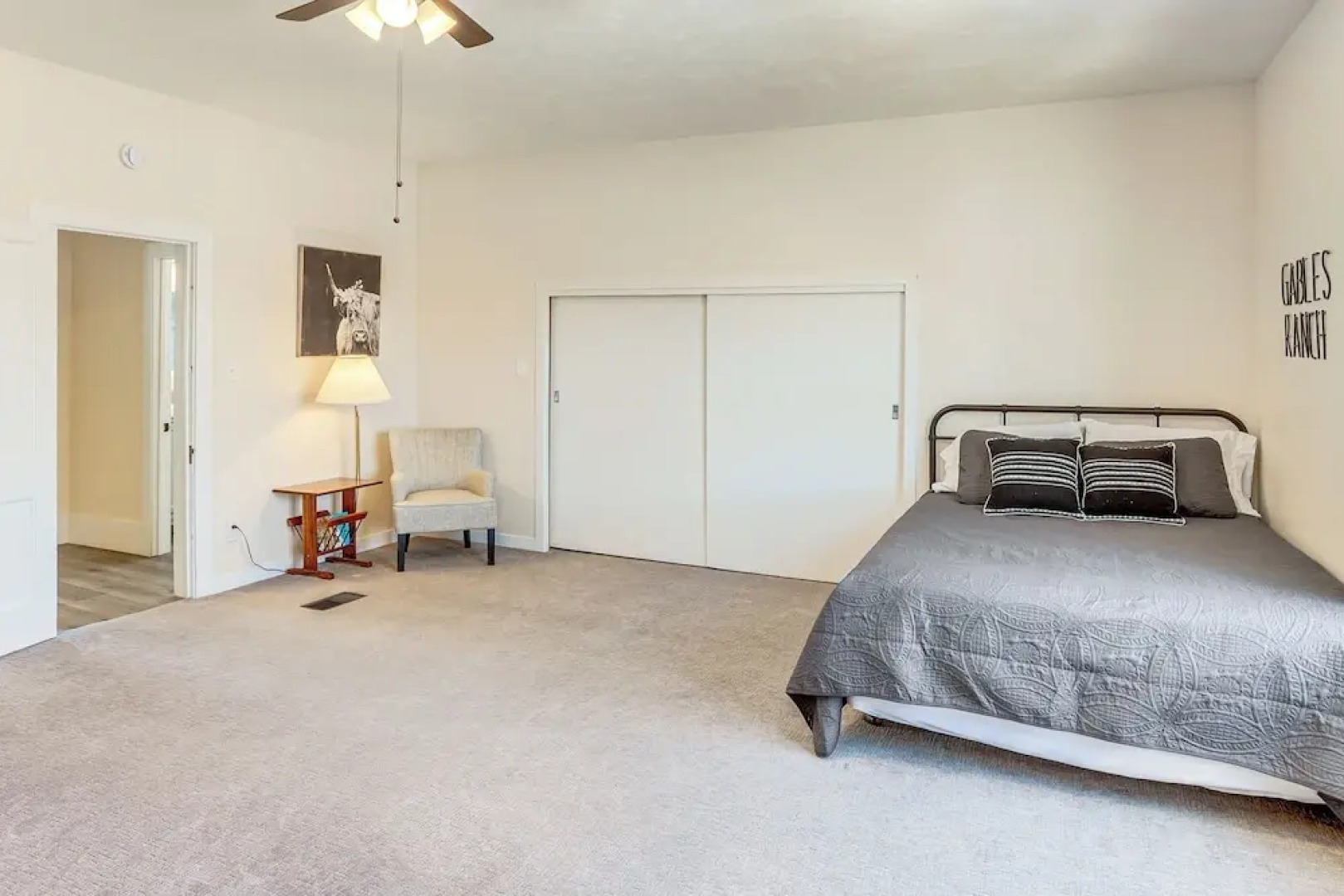 Patio & Mountain Views: Farmhouse in Mancos!