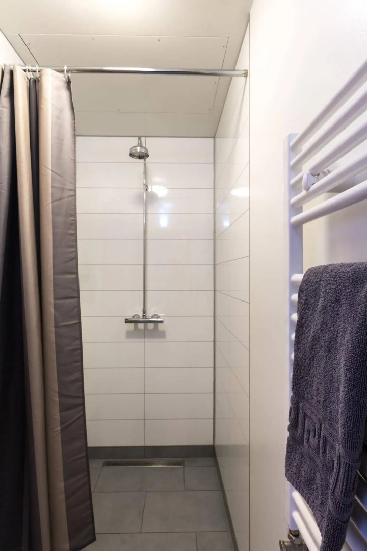 Guesthouse Garun, Skolavellir