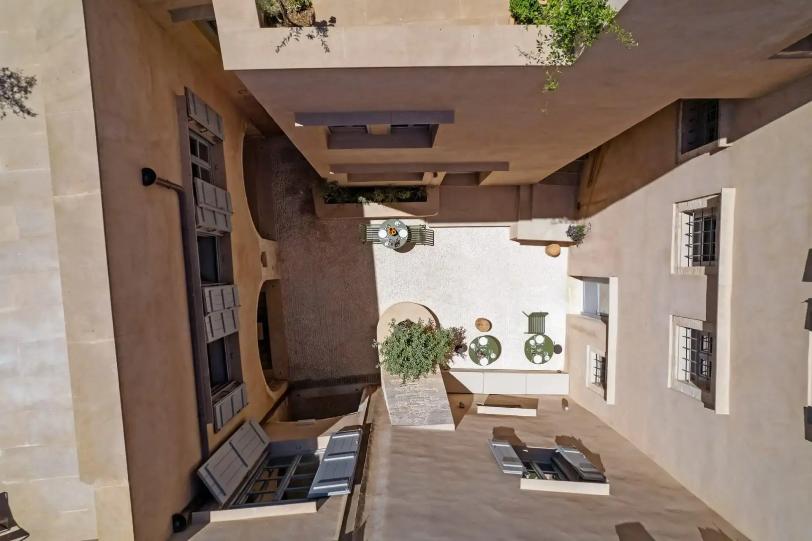 Azade Chania