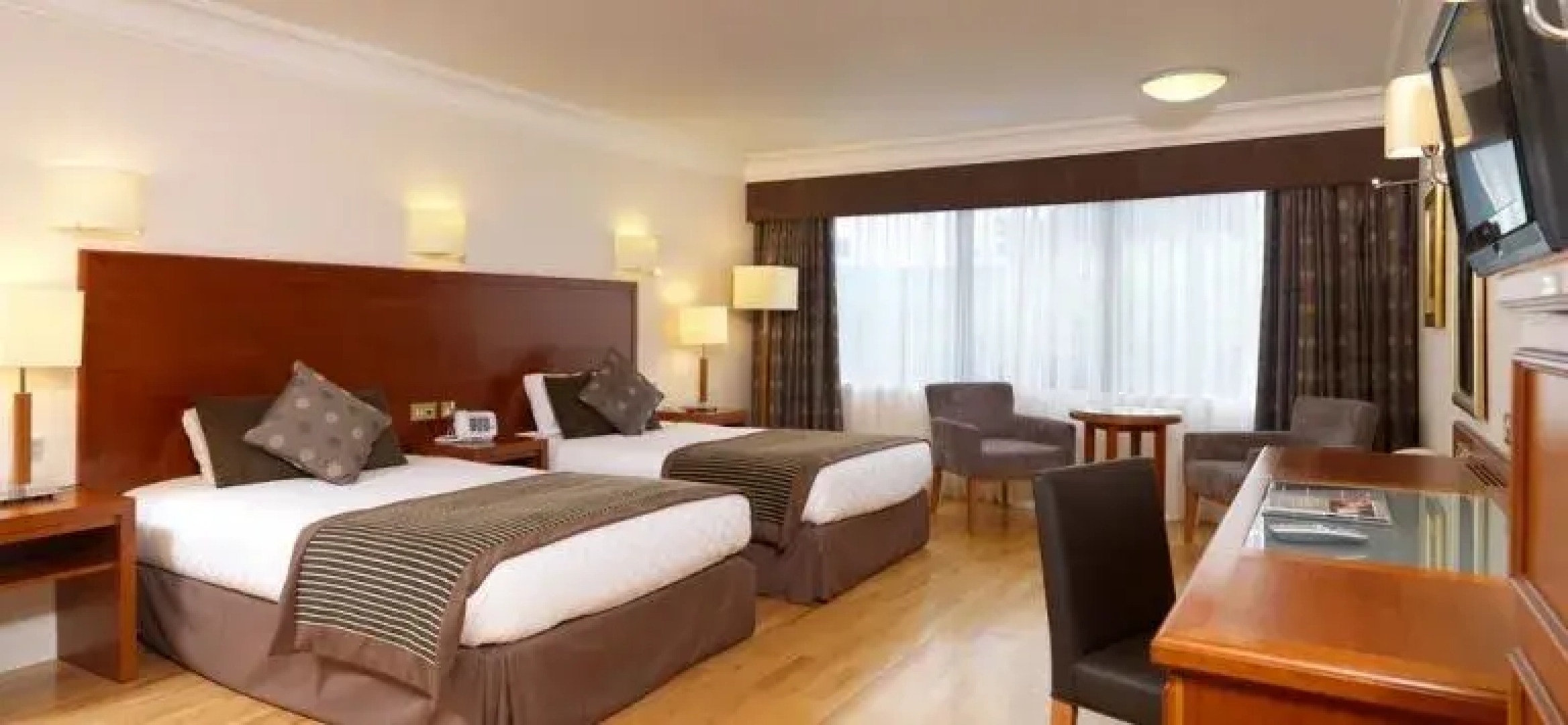 The Aberdeen Skyway Hotel