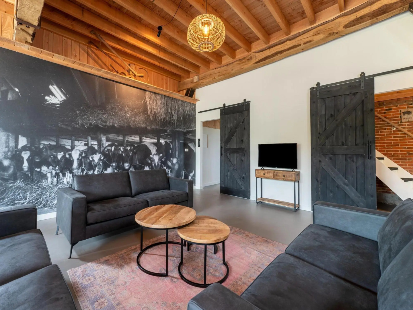 Spacious holiday home in Voorst with garden