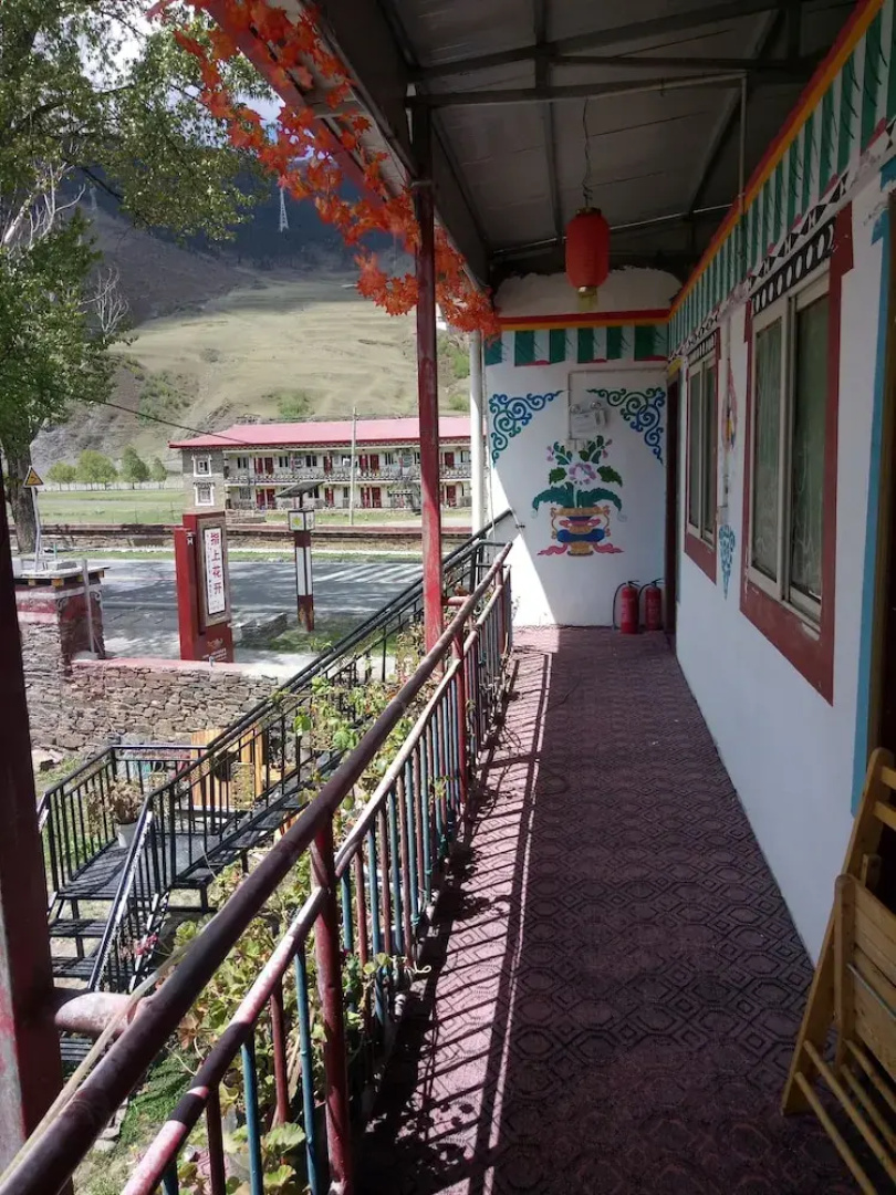 Zhi Shang Hua Ka Holiday Hotel