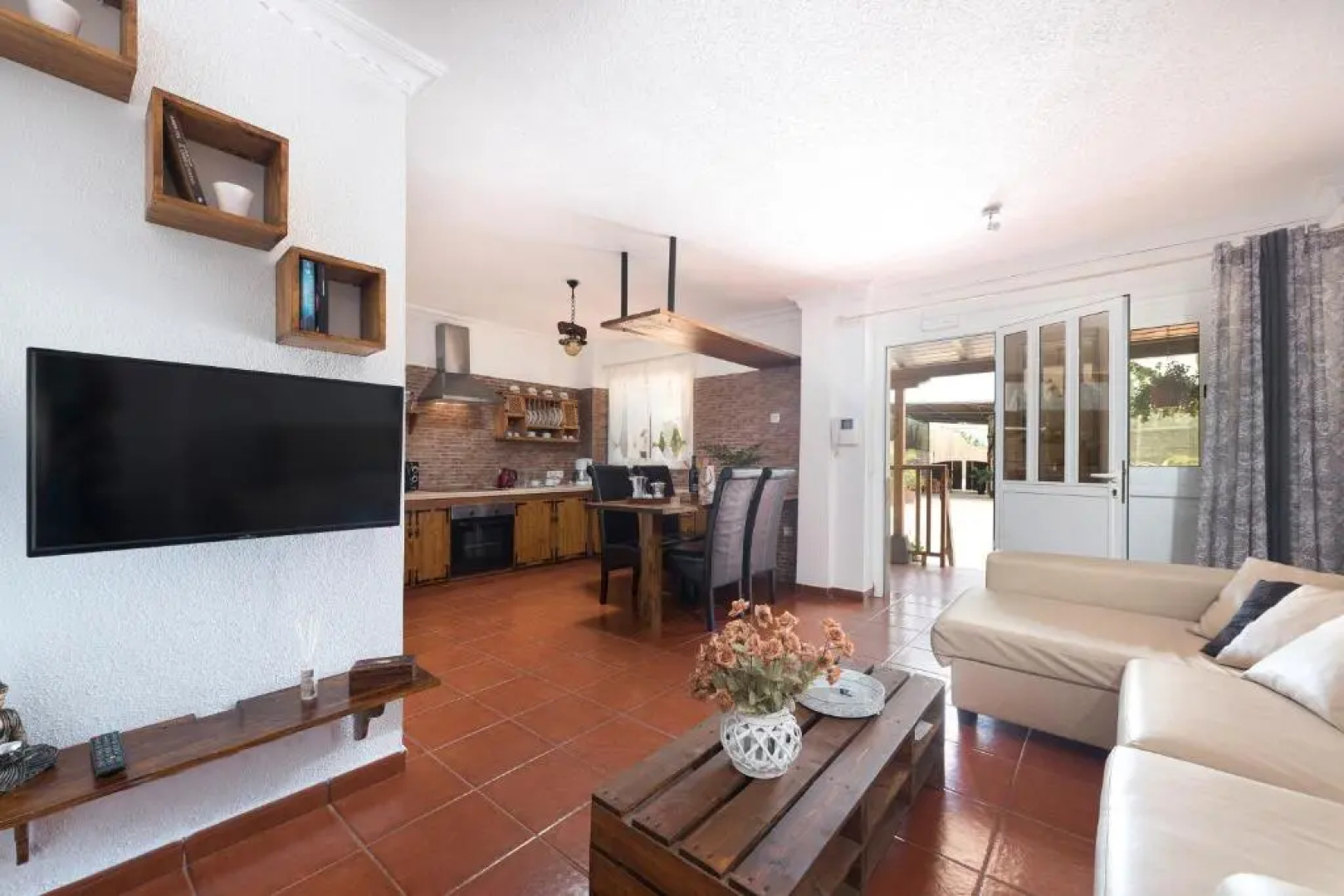 Hacienda La Dehesa (Only Adults)