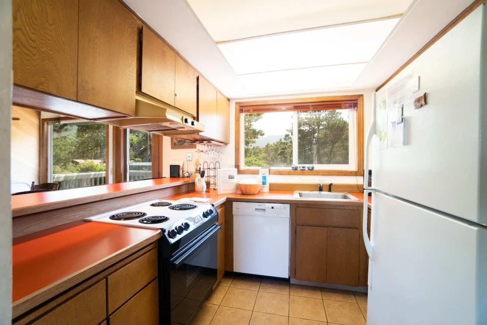Neskowin Nest 4 Br home by RedAwning