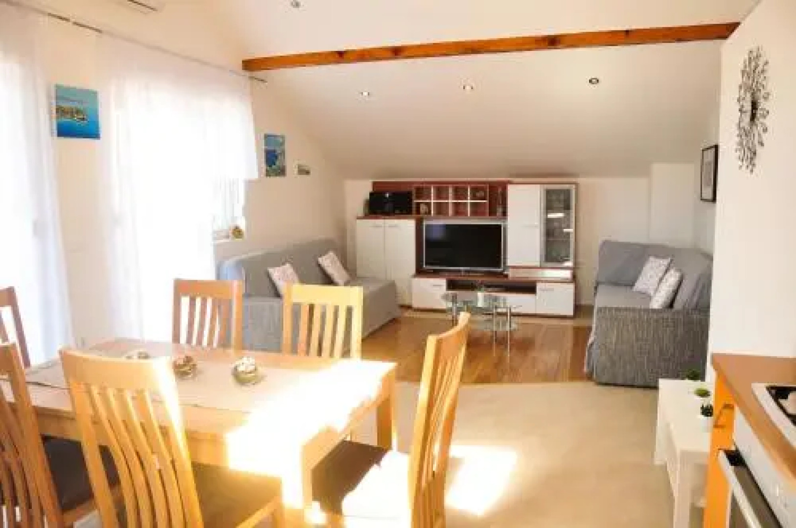 Rustic Apartment Mariva