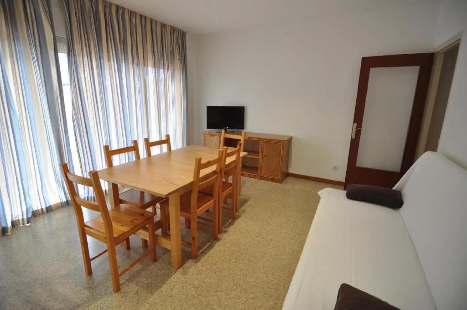 RNET - Apartments Roses Mediterrani