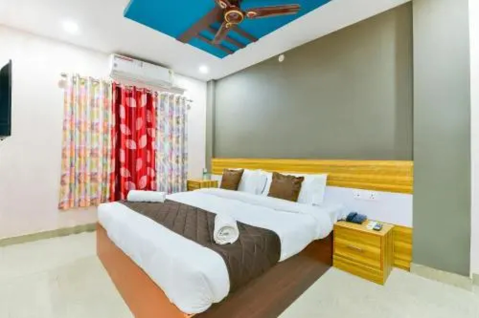 M R Residency & Restaurant