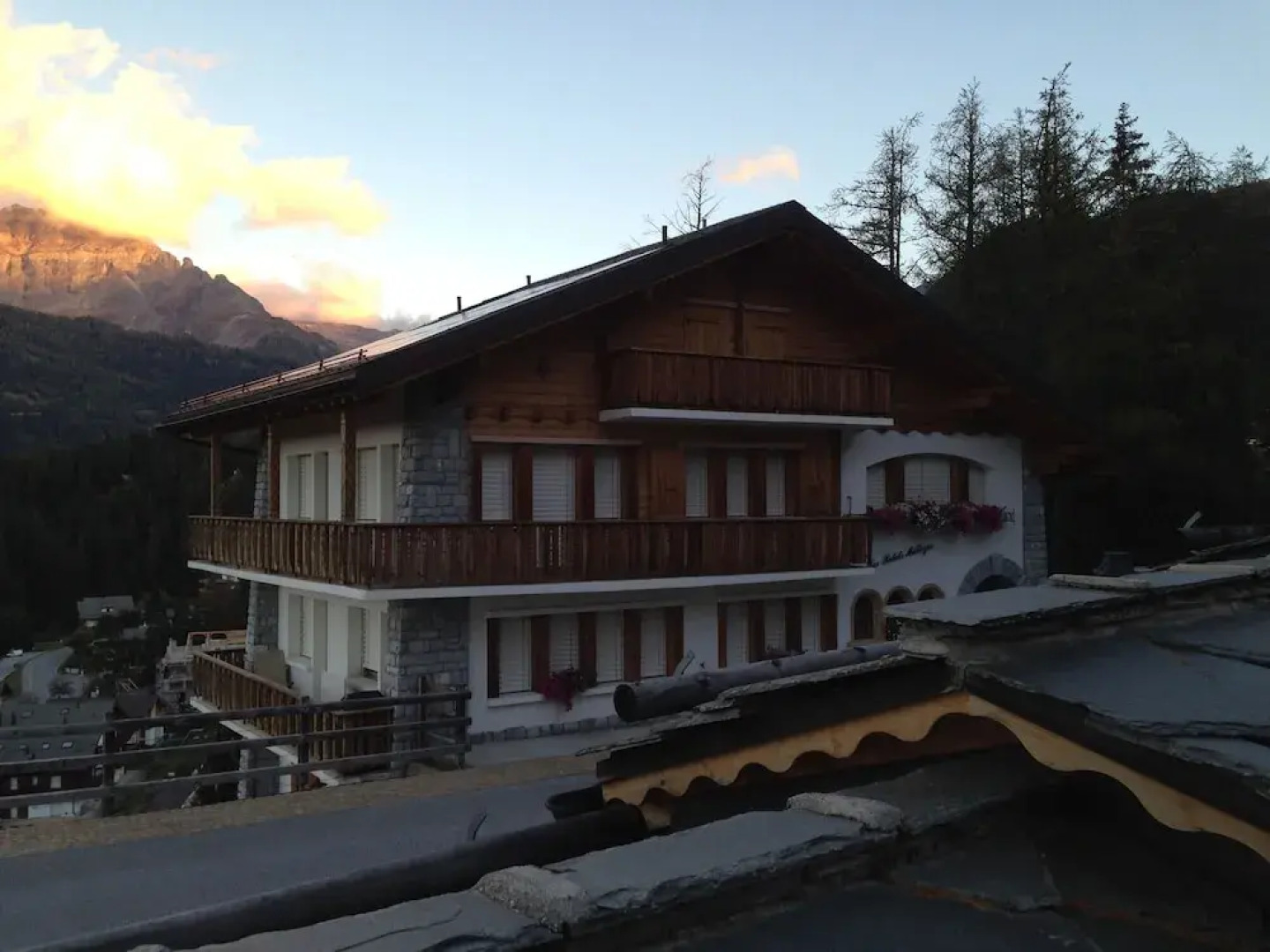 Les Petits Mélèzes