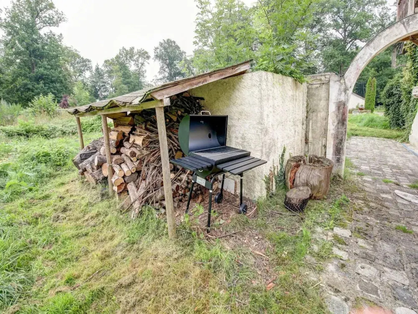 Pleasant Holiday Home in Raizeux With Garden