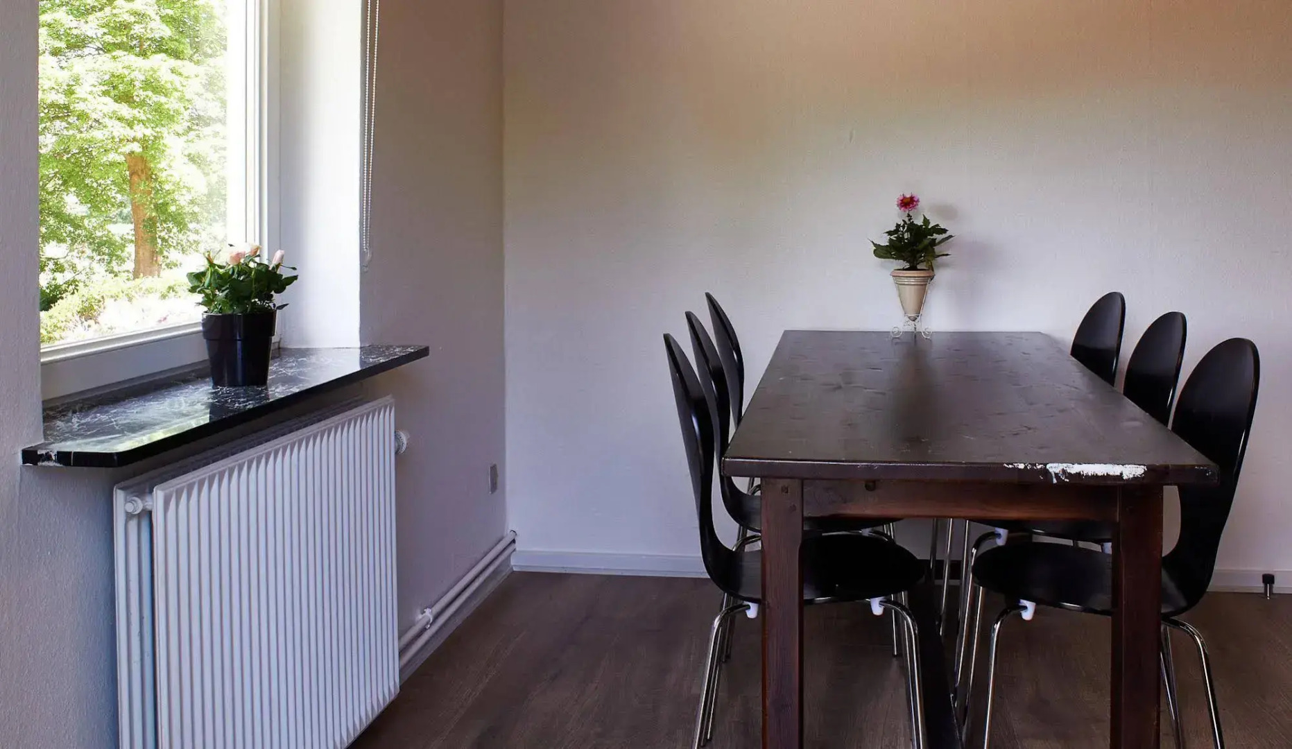 Noeraa Gamle Skole Bed & Breakfast