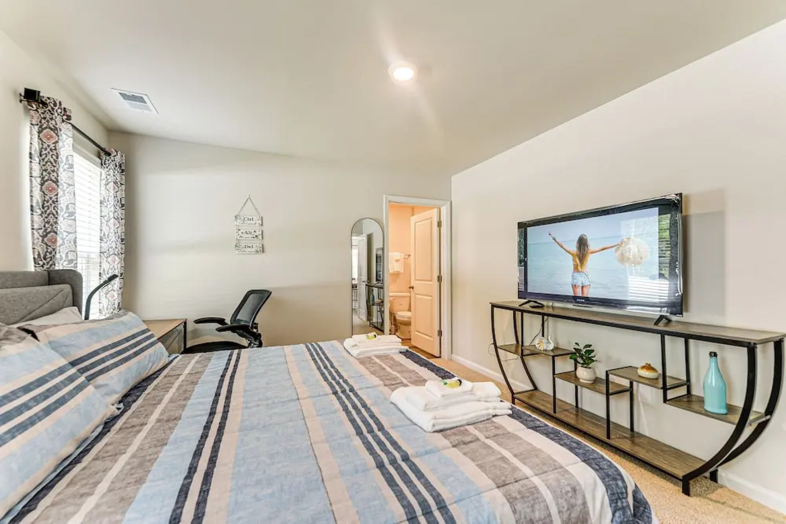 Family Home Near Marina in Ocean Isle Beach!