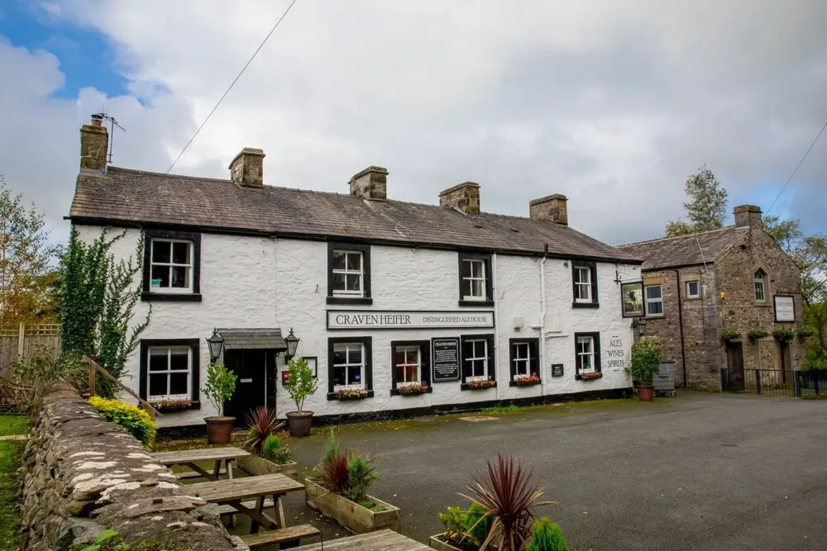 Craven Heifer Hotel