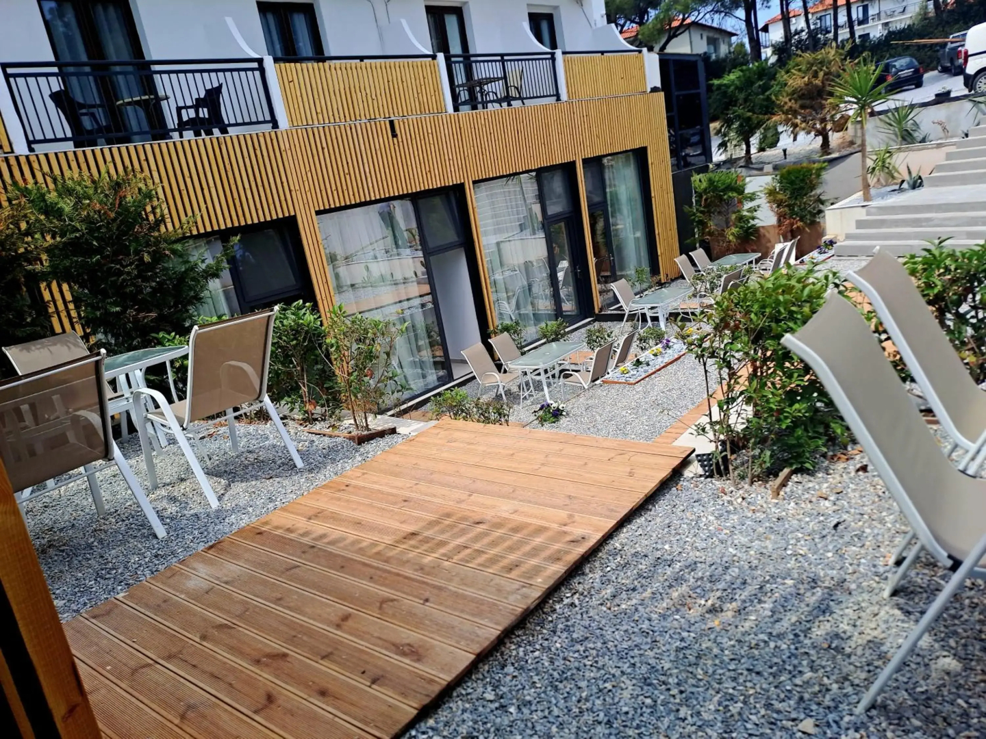 Beach Hotel Kapahi