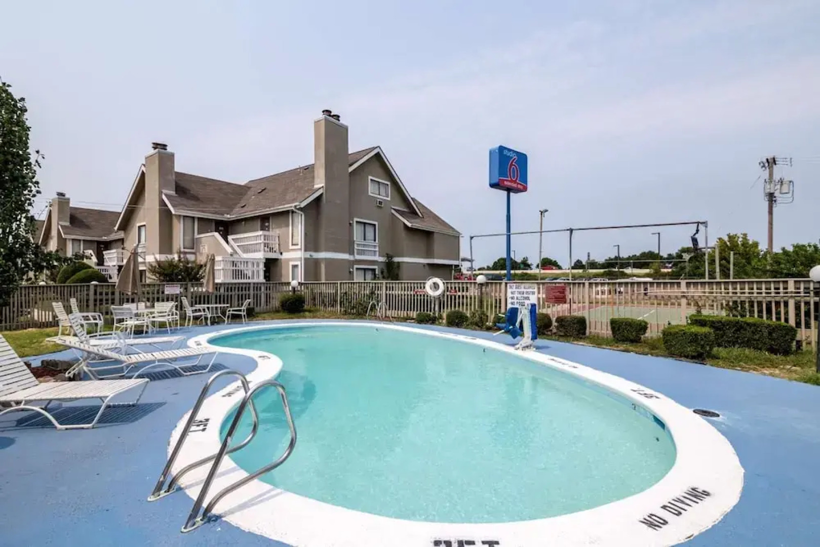 Studio 6 Tulsa Fairgrounds