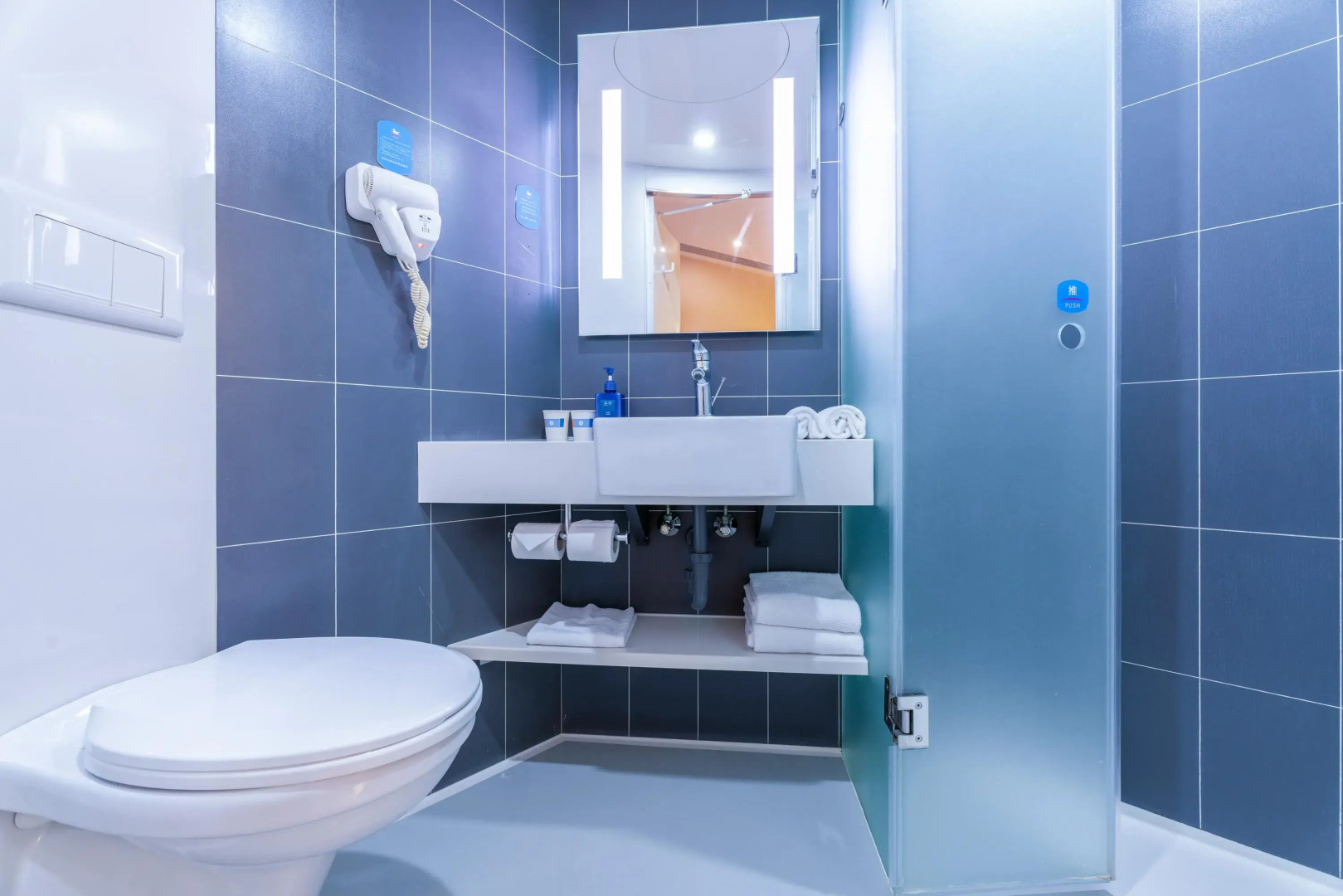 Hanting Hotel Shanghai Lujiazui Dongfang Road Branch