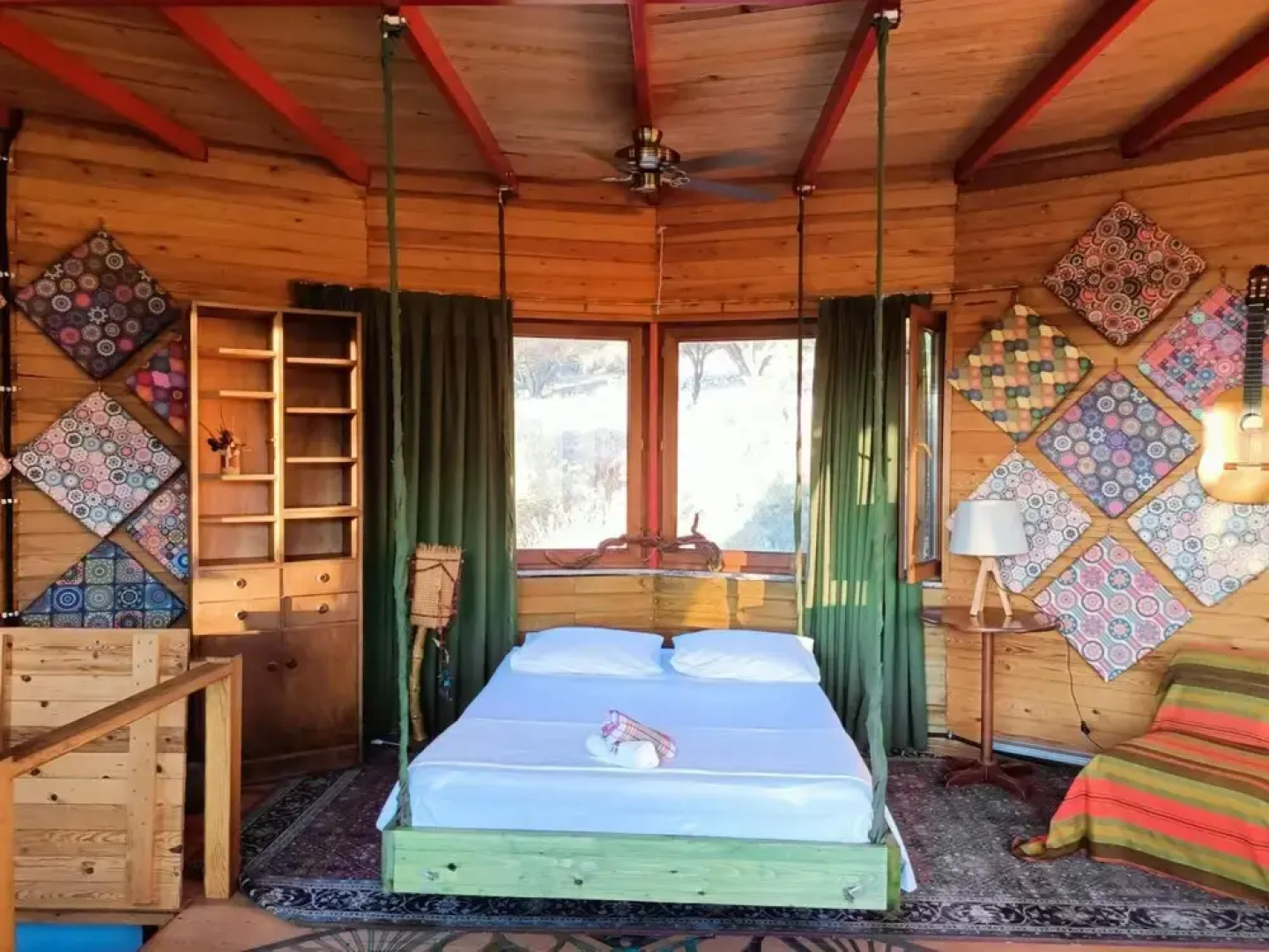 Enchanting Unique House With Backyard in Izmir