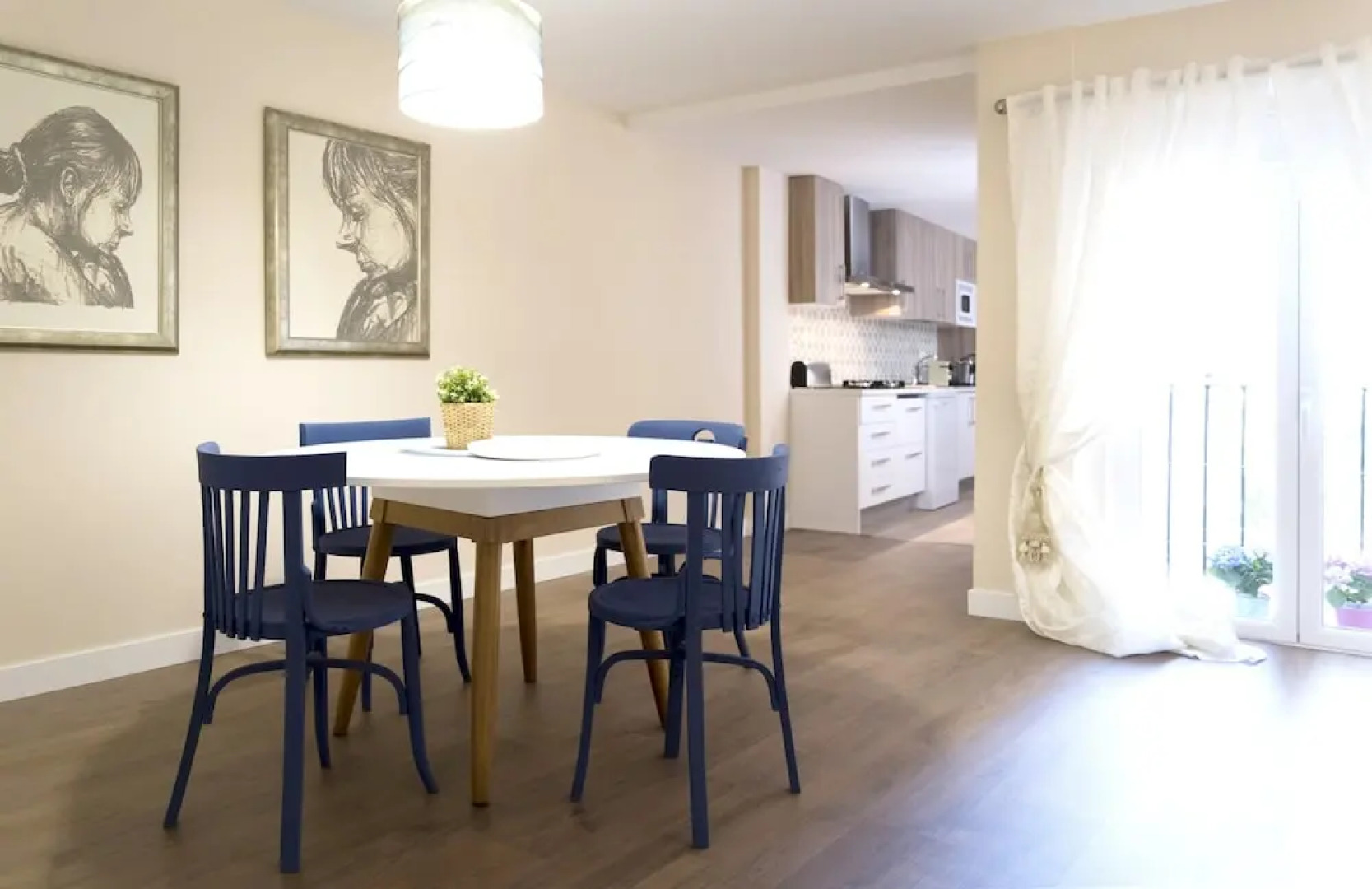 Apartment With one Bedroom in Cuenca, With Wonderful City View, Balcony and Wifi