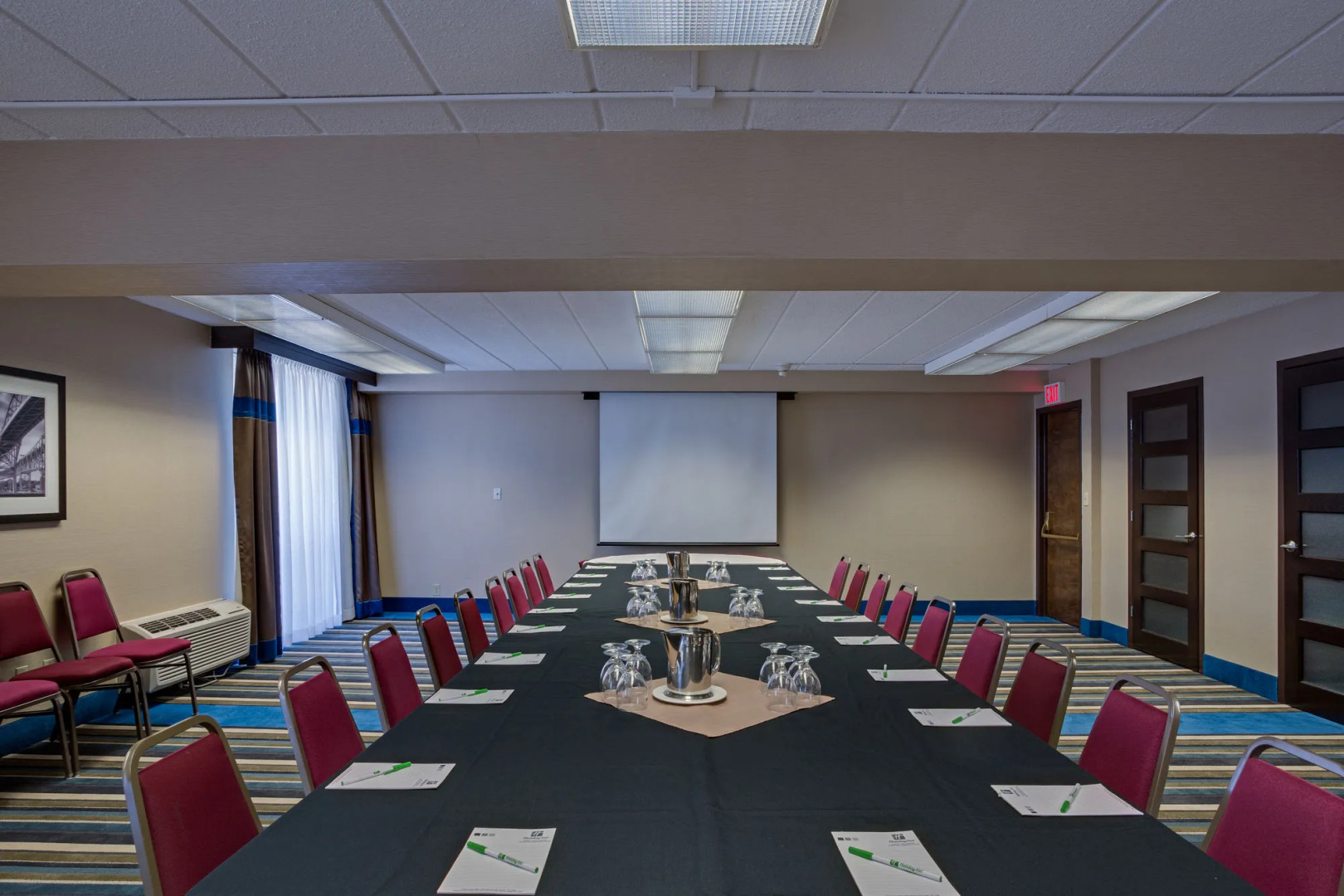 Four Points by Sheraton Point Edward Sarnia