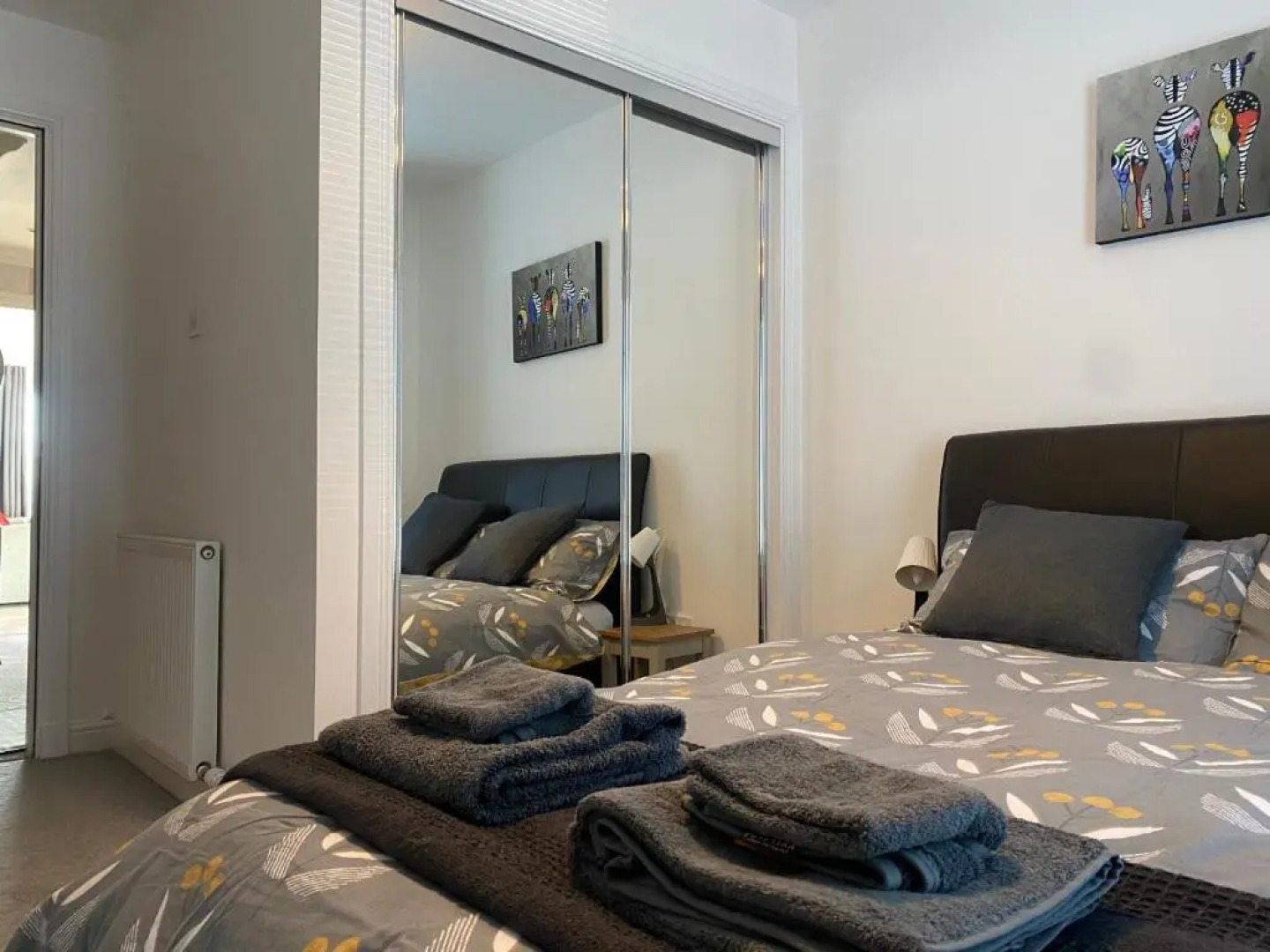 The Duplex Nairn- Spacious 3 Bedroom with sunny balcony