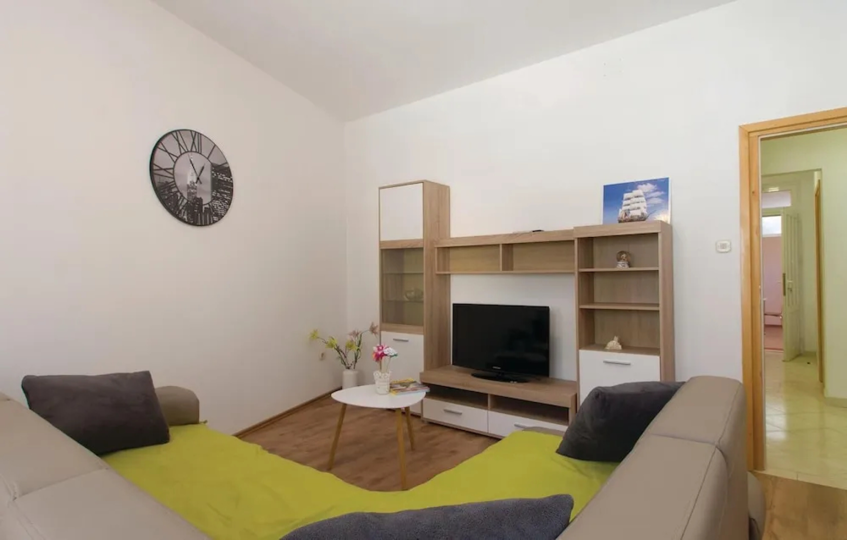 Nice Home in Zavalatica With Wifi and 2 Bedrooms