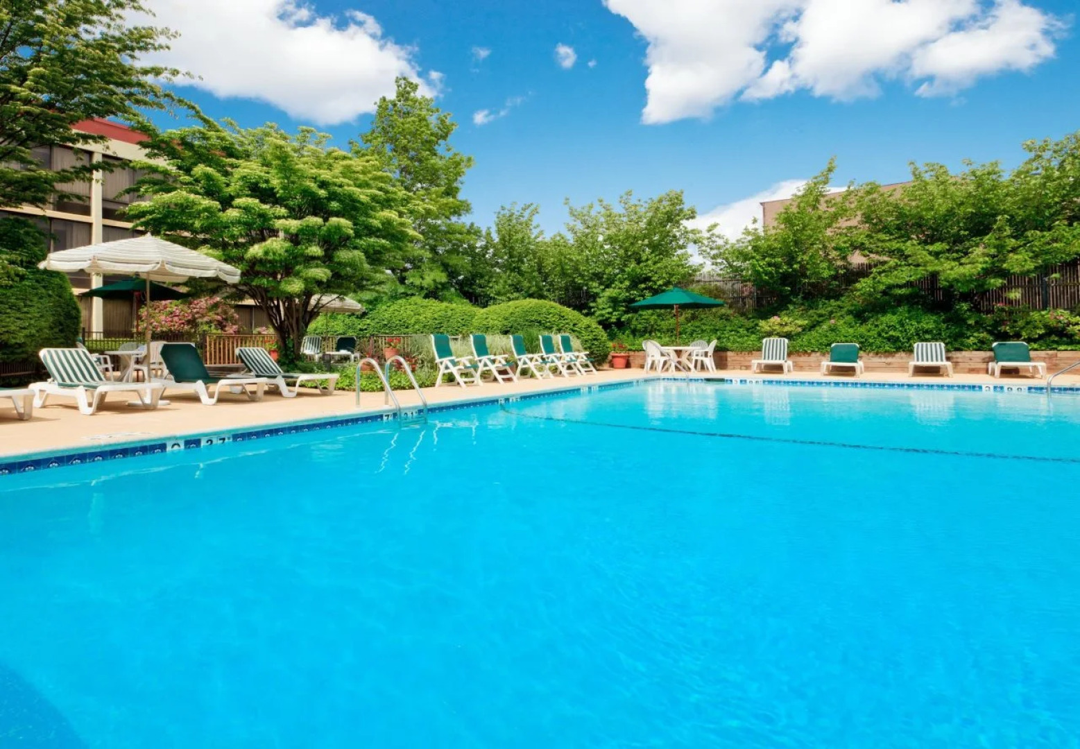 Holiday Inn Westbury - Long Island by IHG