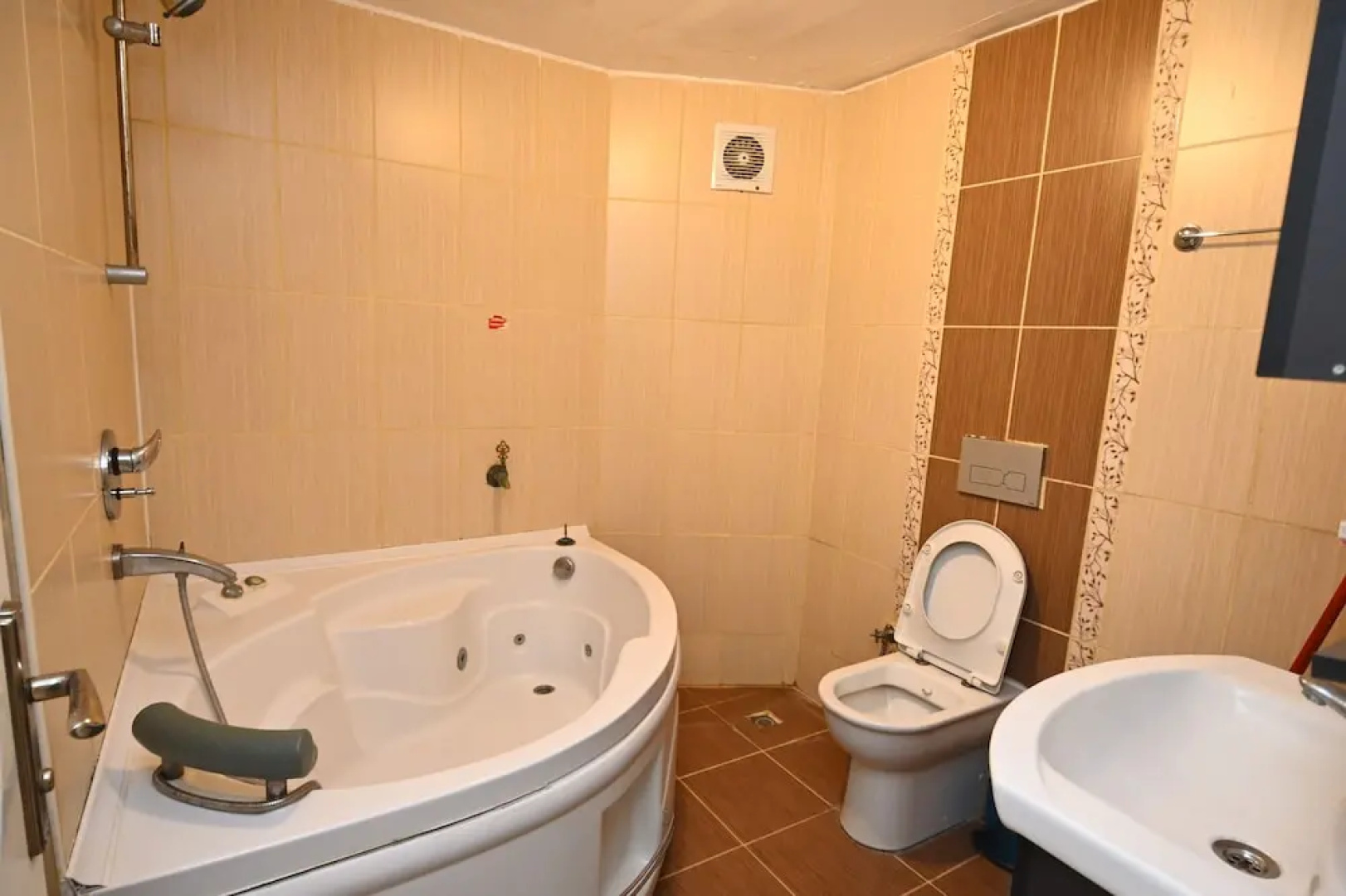 Sarot Thermal Vadi Tatil Köyü -Halal Hotel