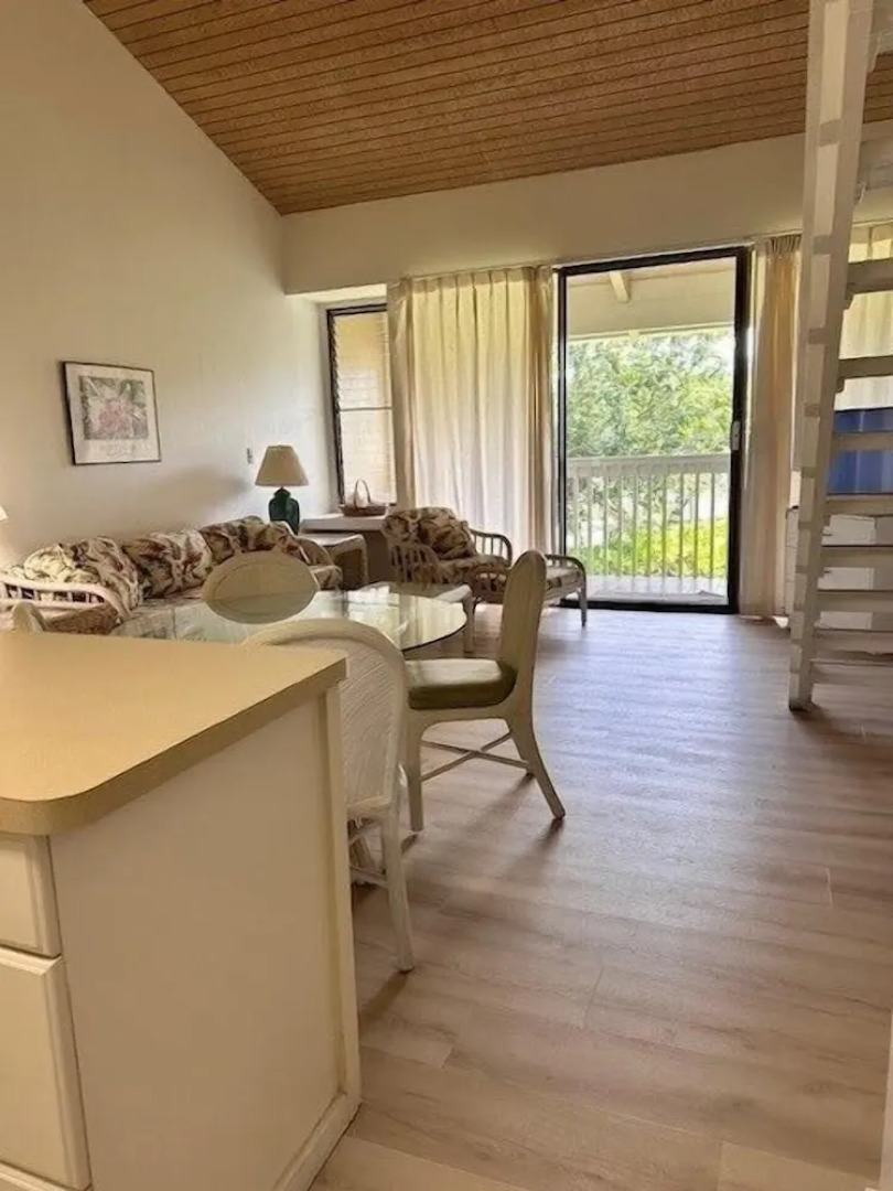 Turtle Bay Deep Blue**nuc 90-tvu-0523 1 Bedroom Condo by RedAwning