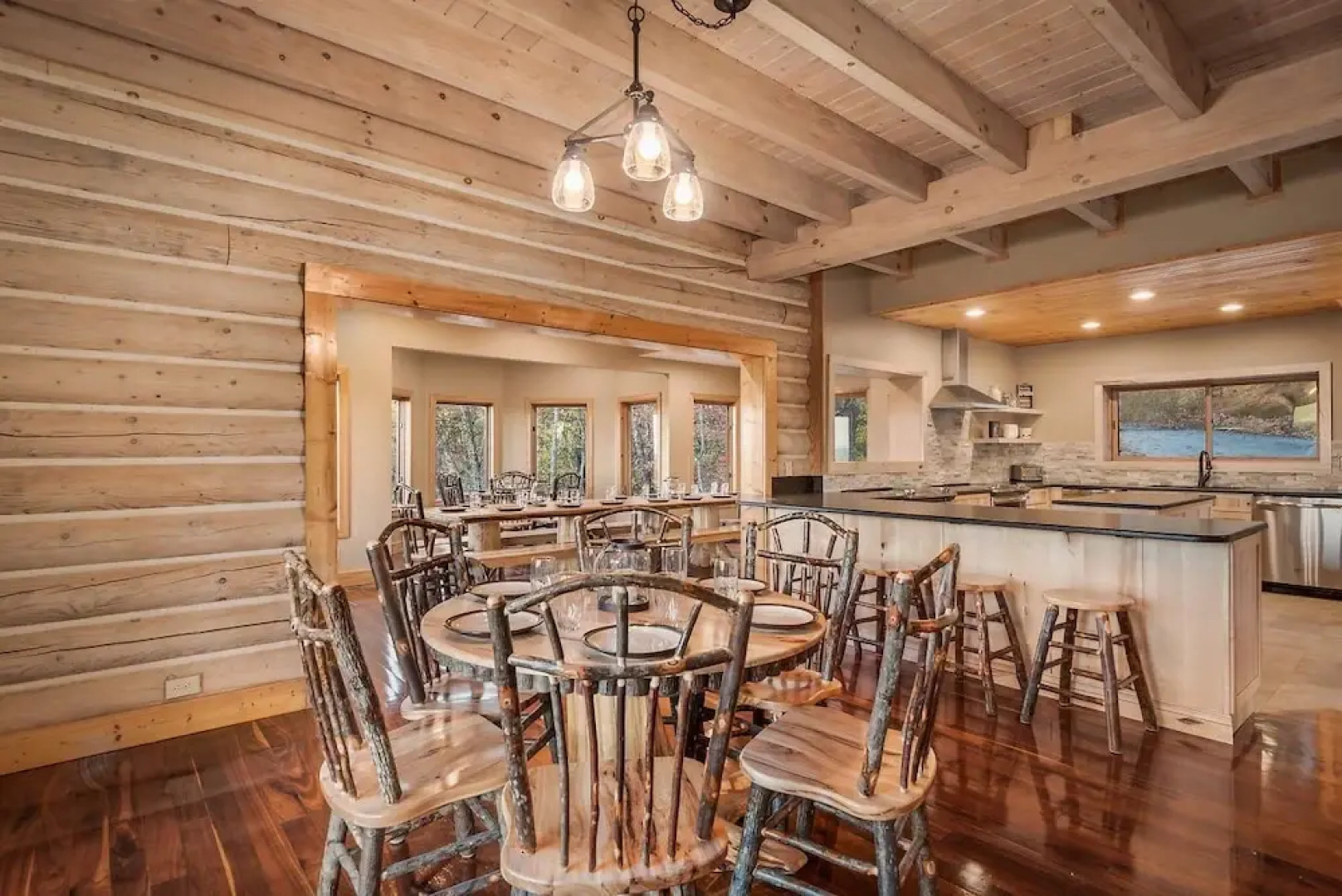 Tanglewood Mountain Lodge 8 Bedroom Residence by RedAwning