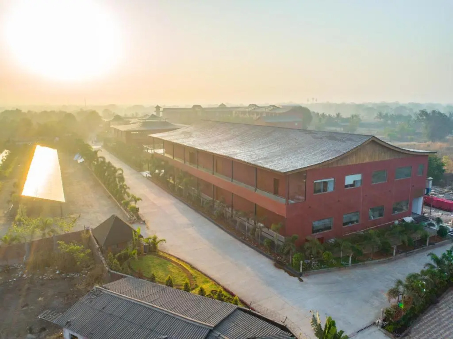 Saya Grand Resort By Treat Thane