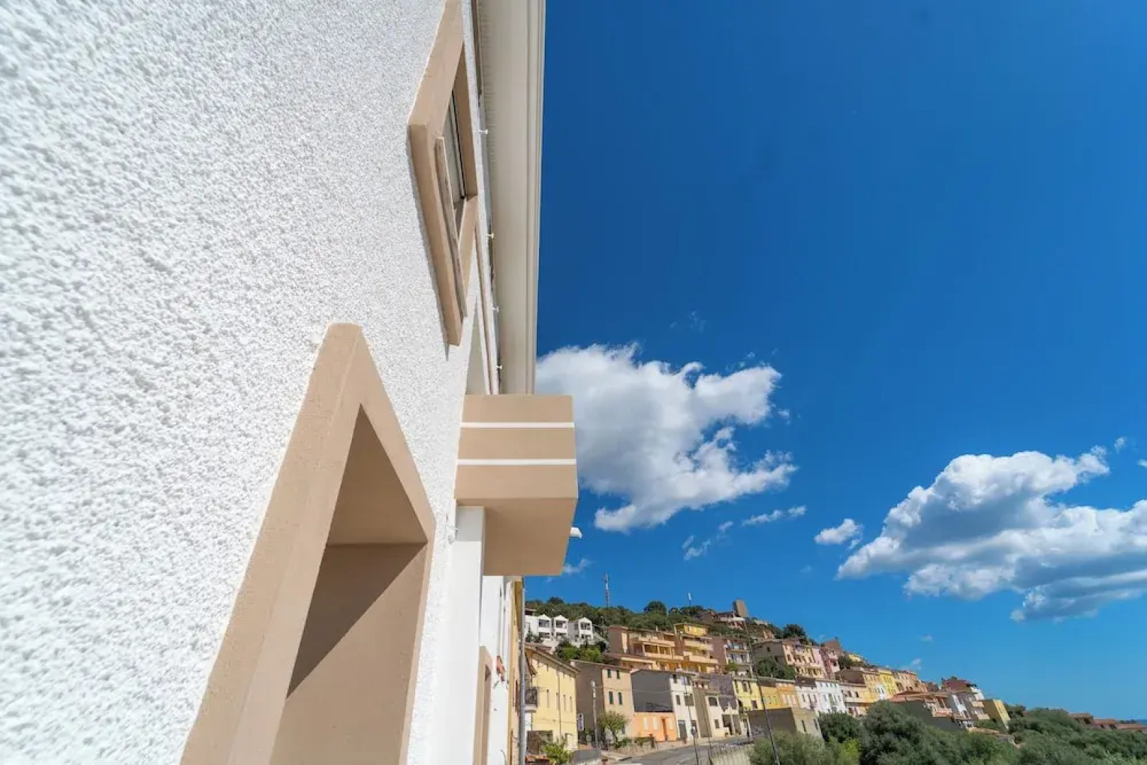 Velis - art & hospitality