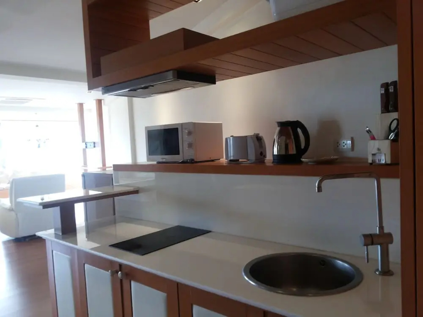 The Green Golf Residence Condominium