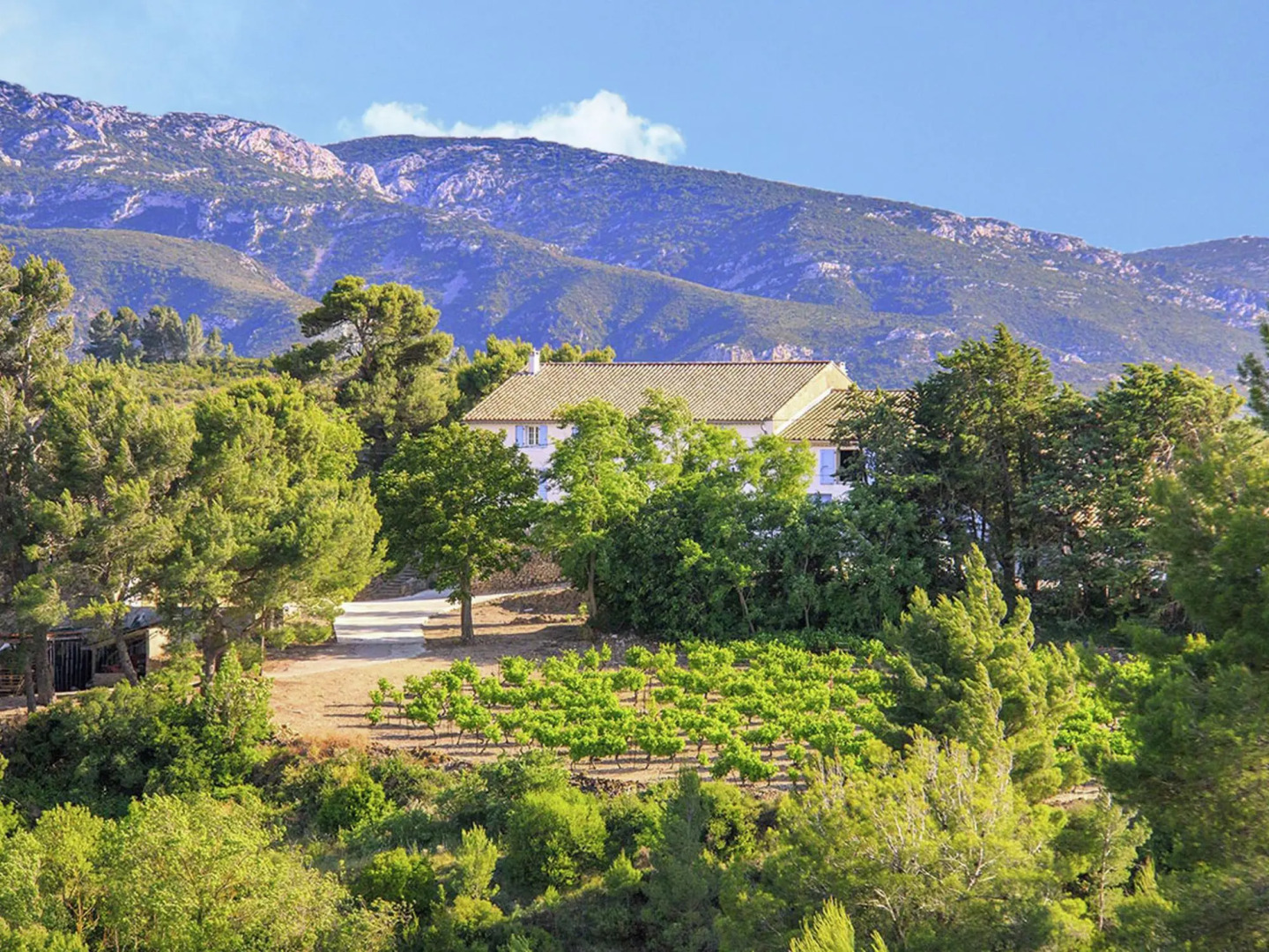 Secluded Apartment in Villesèque with Pool