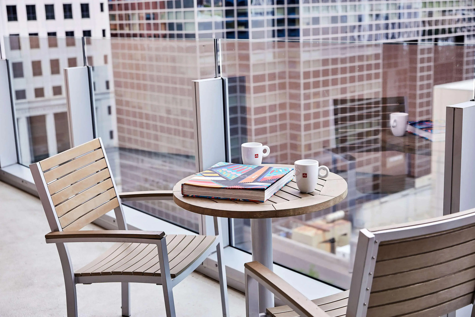 The Art Hotel Denver, Curio Collection by Hilton