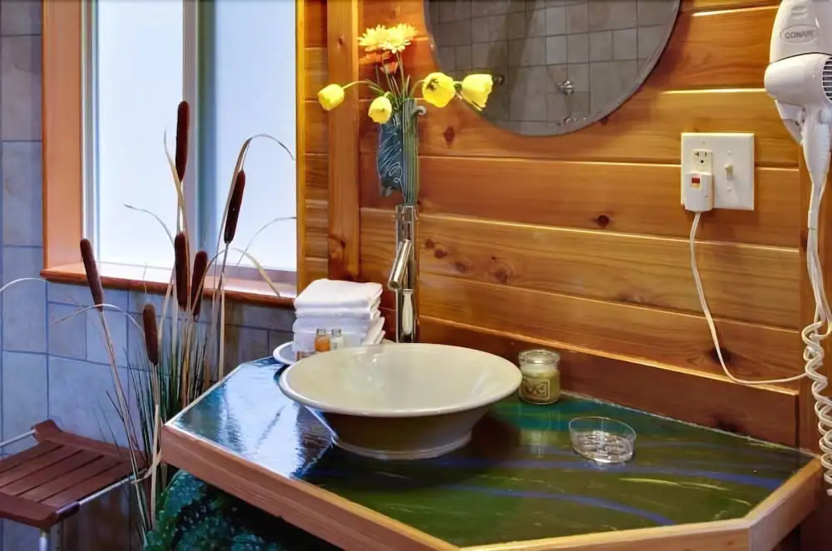 Stormking Hotel at Mt. Rainier