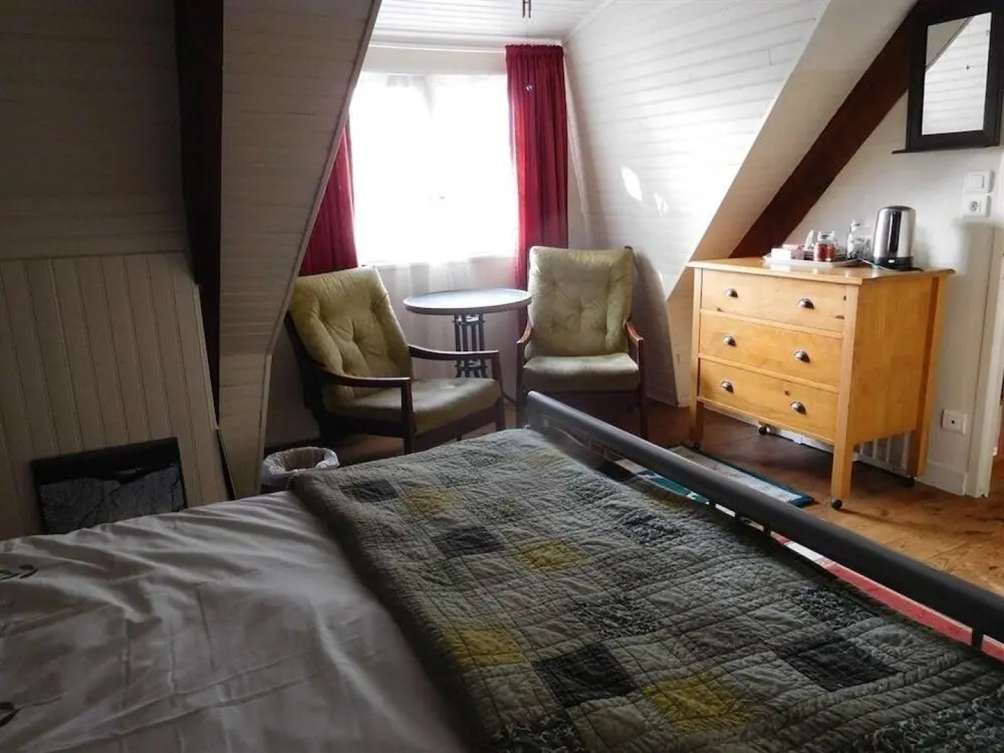 B&B ~ Repos sous les arbres