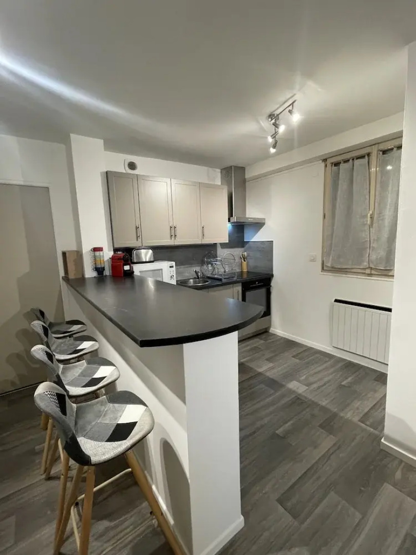 Apartment in Yvre-l'eveque Near Le Mans Circuit