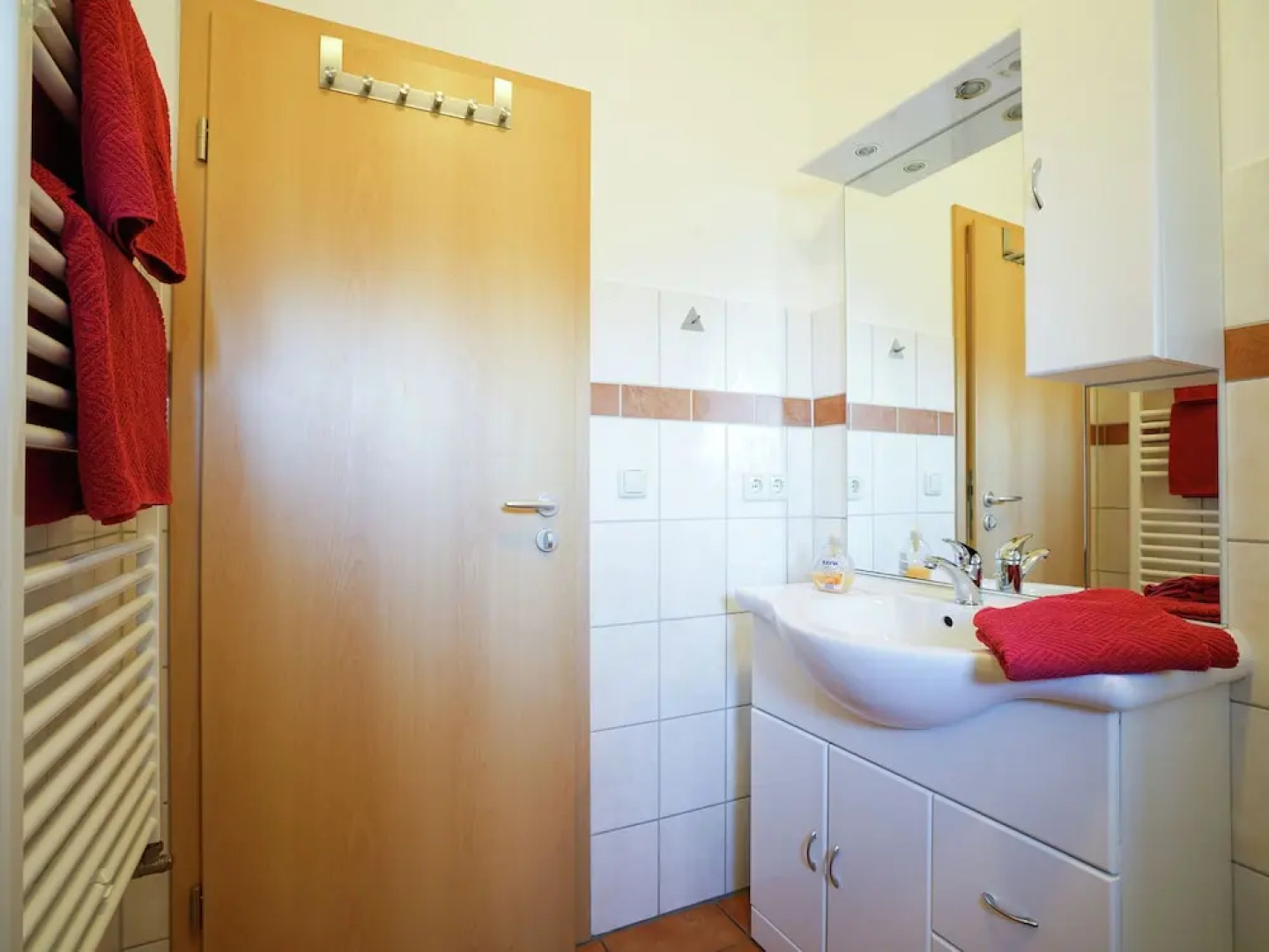 A Modern Furnished Holiday Home in a Lovely Area