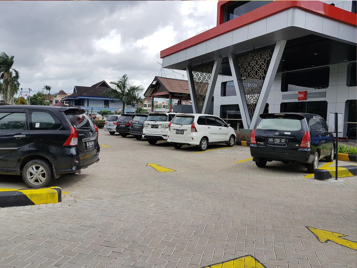 ibis Pontianak City Center