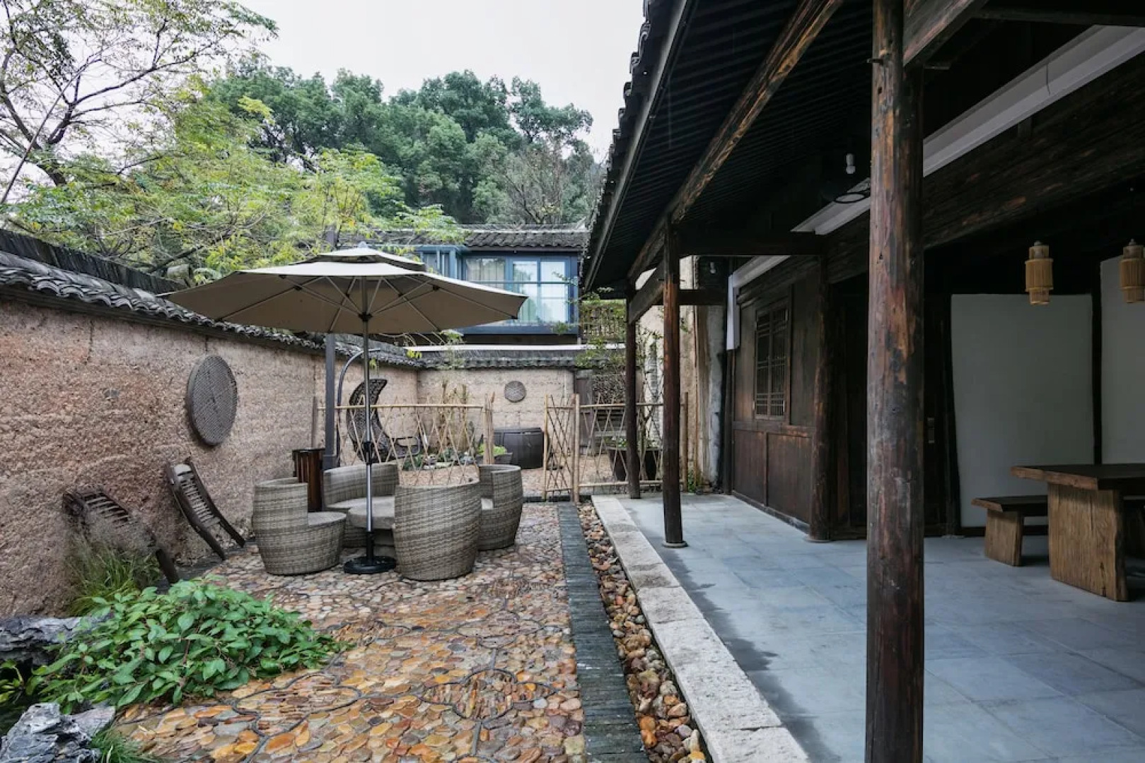 Xiananshan Village Hotel