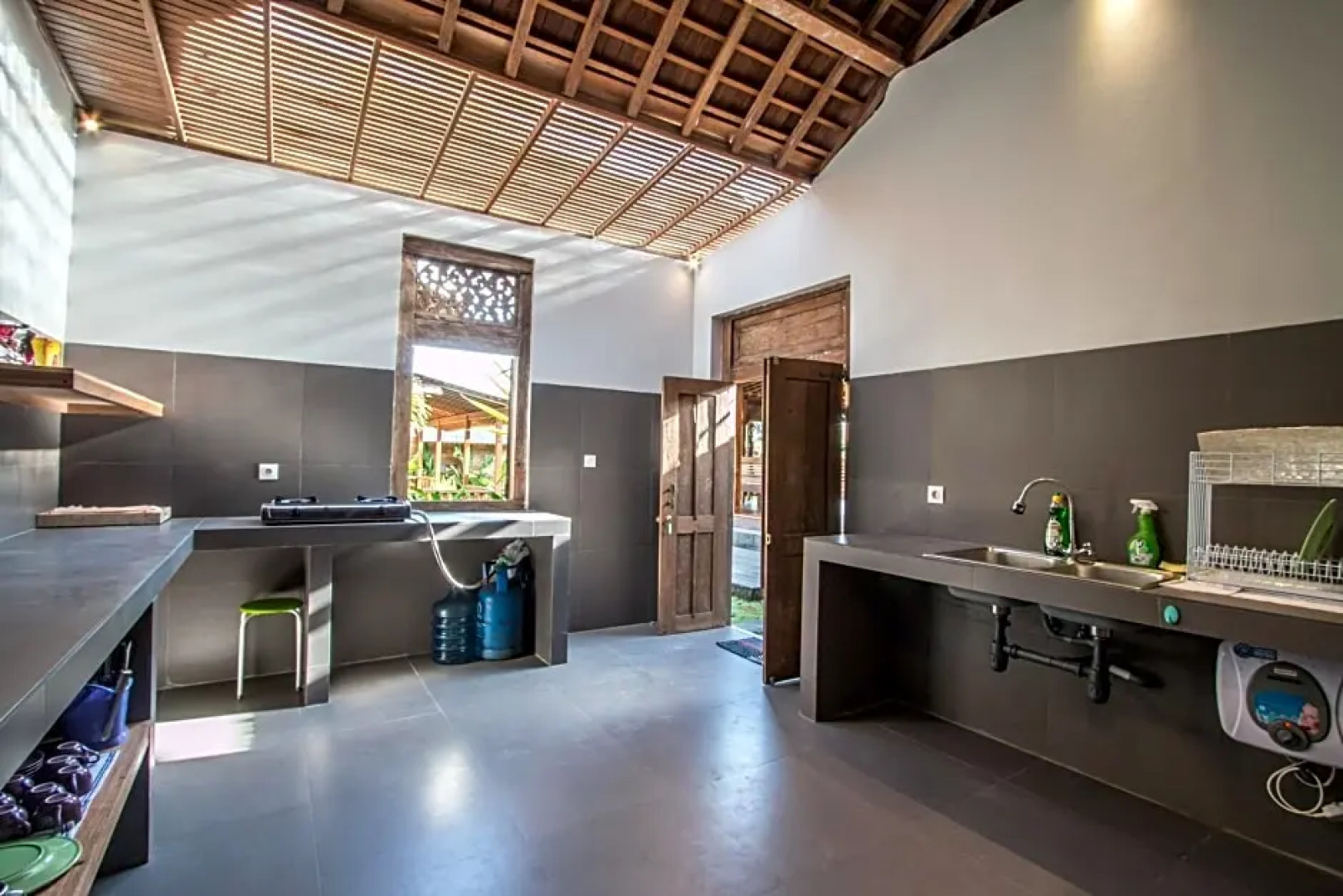 Marika Sawah Villas-6Bedroom Private Pool